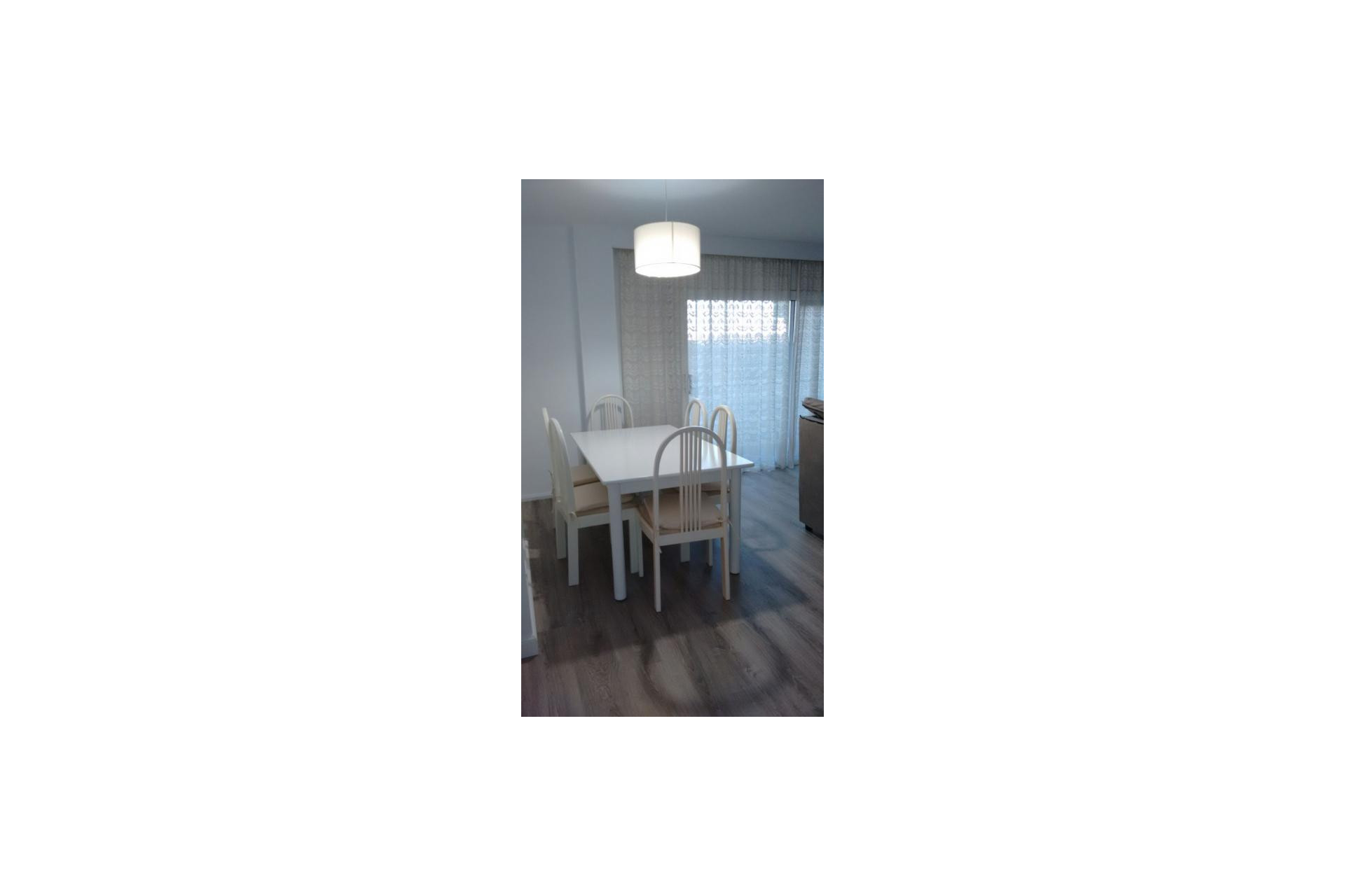 Alquiler a largo plazo - Apartamento / piso - Figueres - Rally