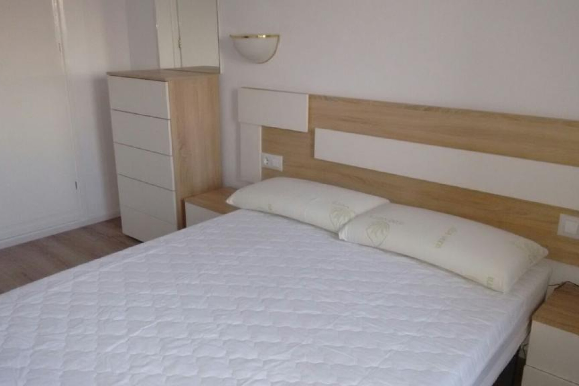 Alquiler a largo plazo - Apartamento / piso - Figueres - Rally