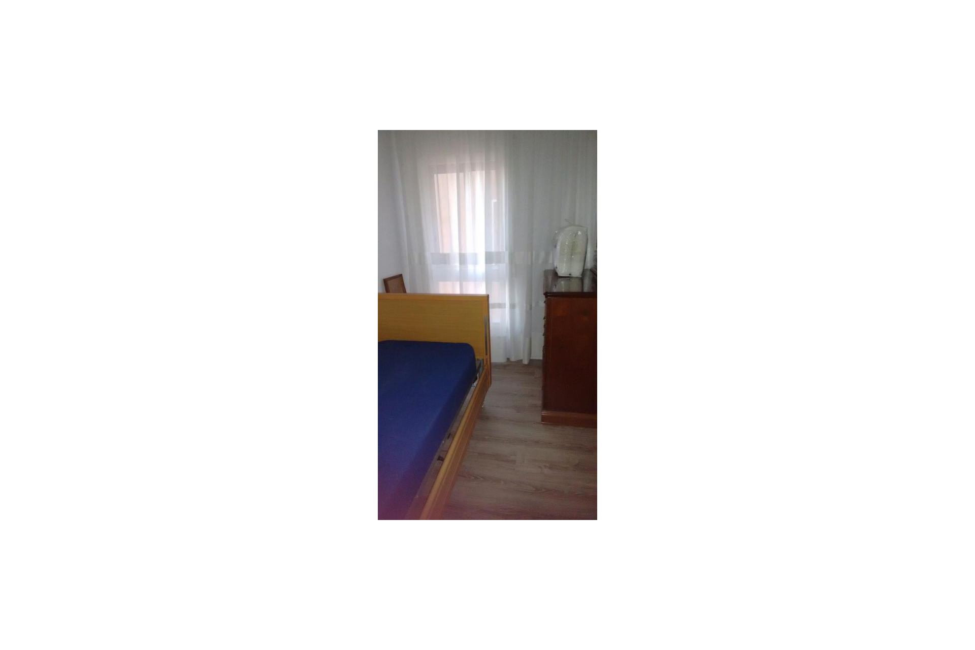 Alquiler a largo plazo - Apartamento / piso - Figueres - Rally