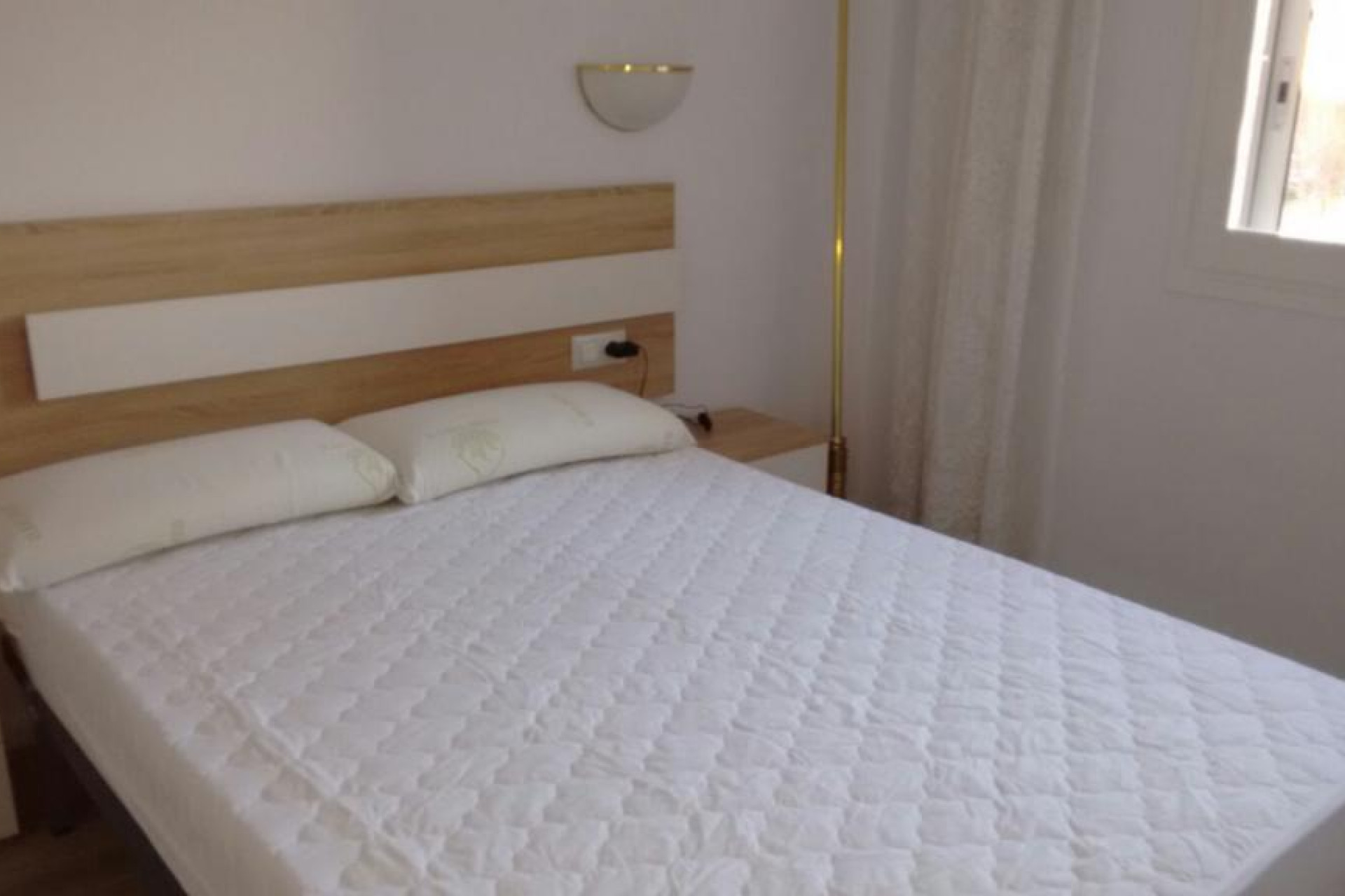 Alquiler a largo plazo - Apartamento / piso - Figueres - Rally