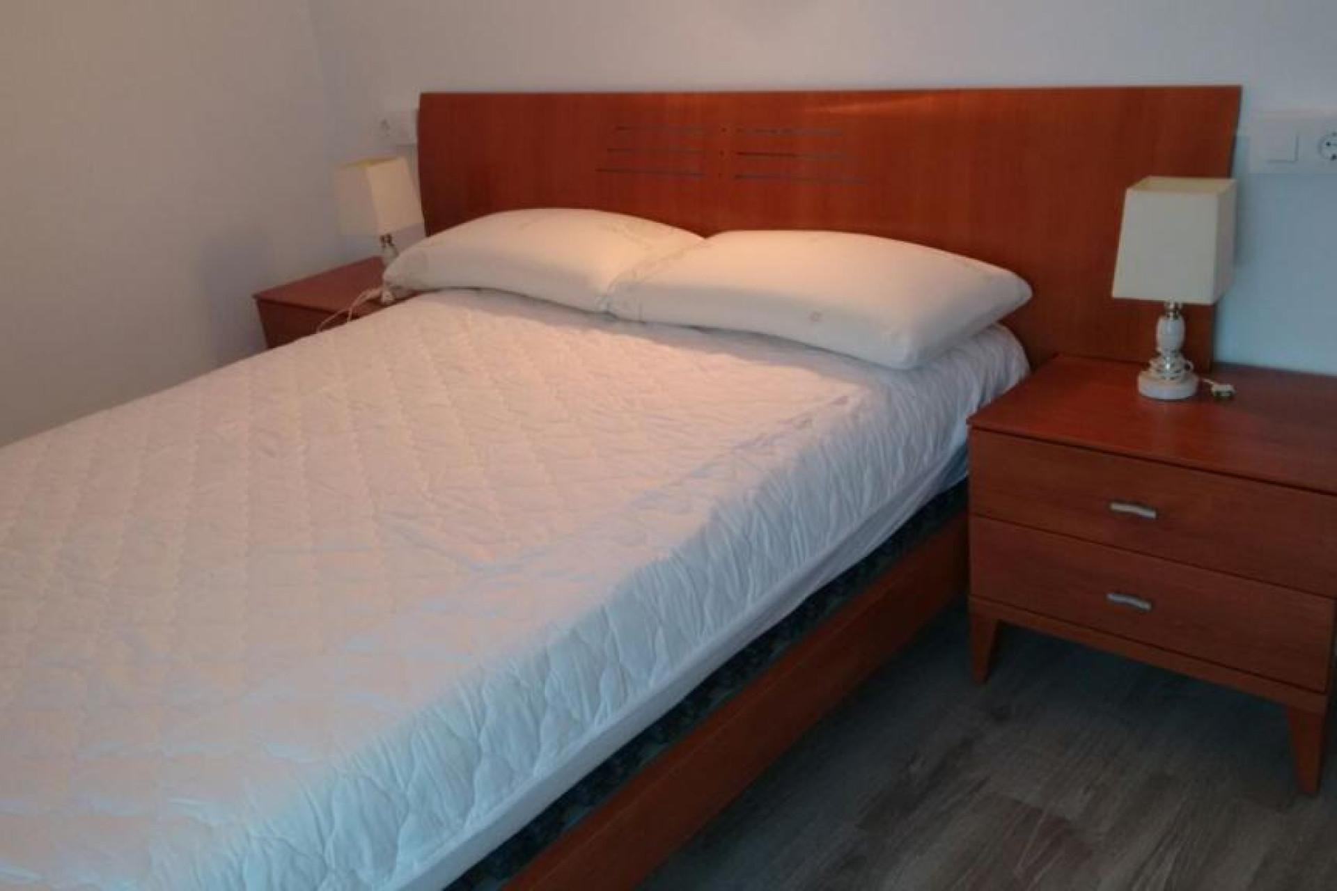 Alquiler a largo plazo - Apartamento / piso - Figueres - Rally