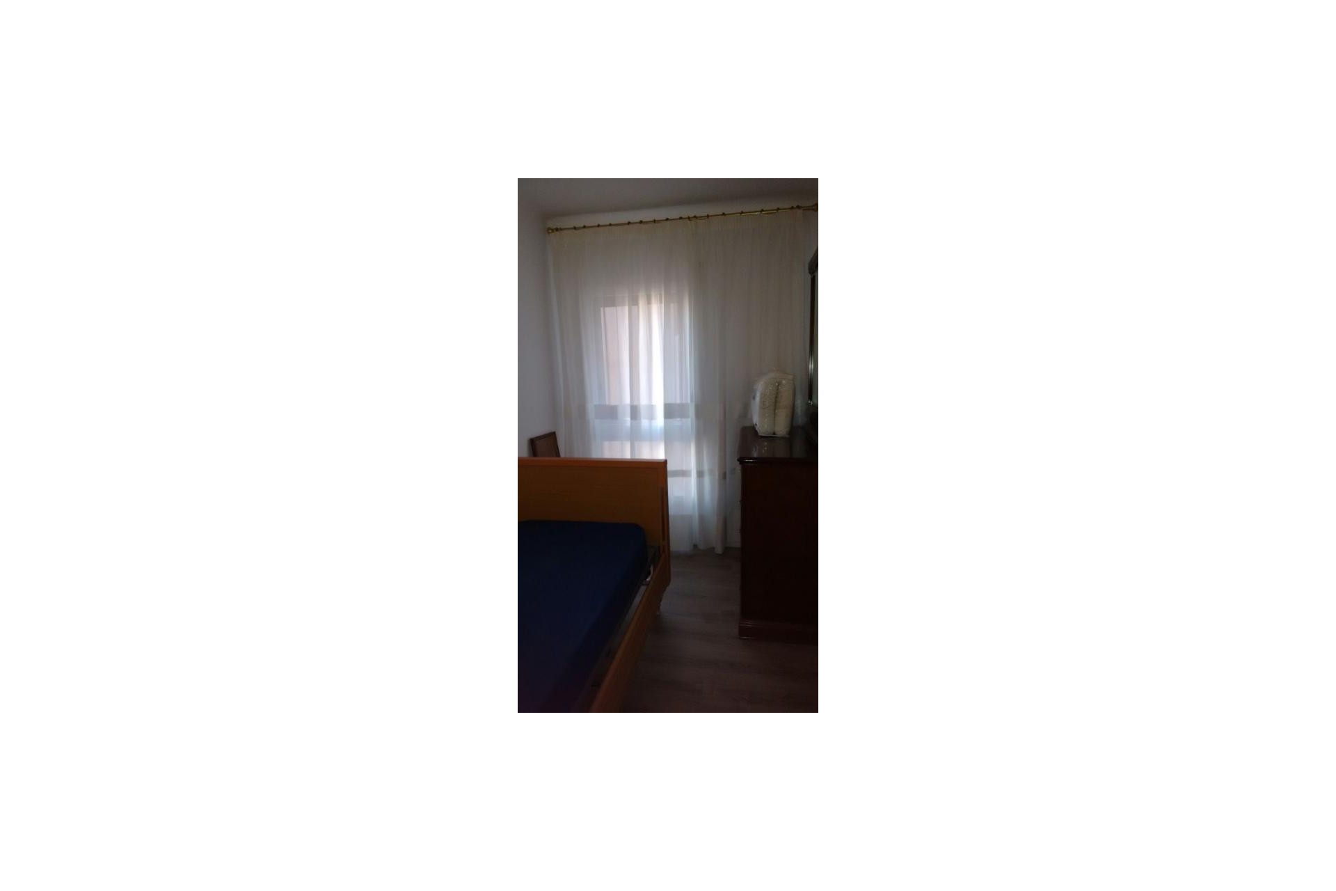 Alquiler a largo plazo - Apartamento / piso - Figueres - Rally
