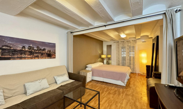 Apartamento / piso - Reventa - Barcelona - Ciutat Vella / El Raval