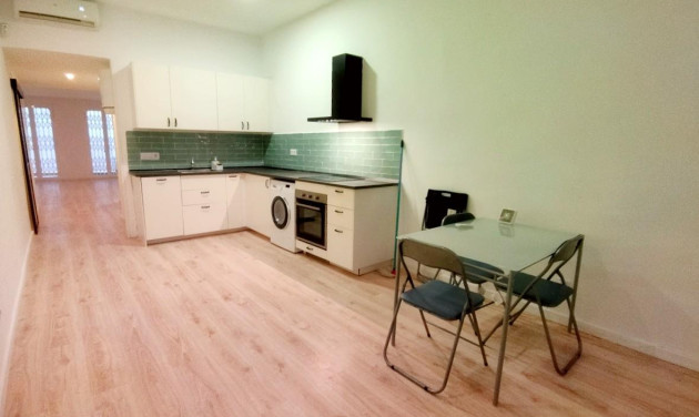 Apartamento / piso - Reventa - Barcelona - Ciutat Vella / El Raval