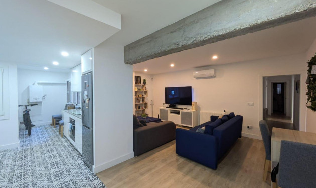 Apartamento / piso - Reventa - Barcelona - Eixample / Nova Esquerra Eixample