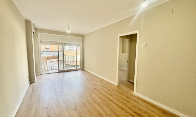 Apartamento / piso - Reventa - Barcelona - Eixample / Sagrada Família