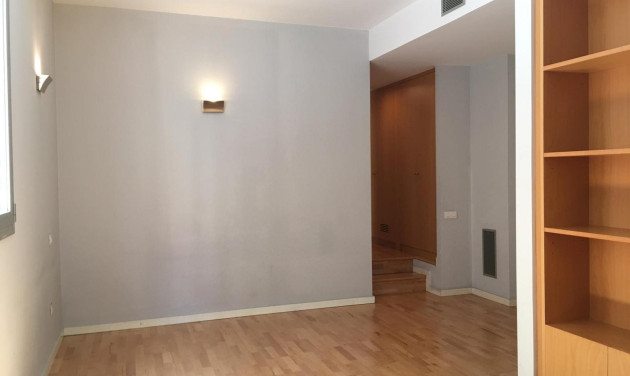 Apartamento / piso - Reventa - Barcelona - Sant Martí /  El Clot