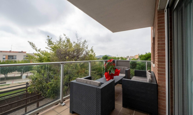 Apartamento / piso - Reventa - Tiana - Tiana