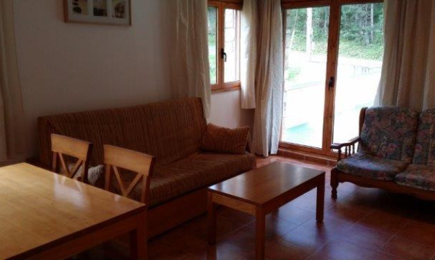 Apartment / flat - Resale - Alp - Alp