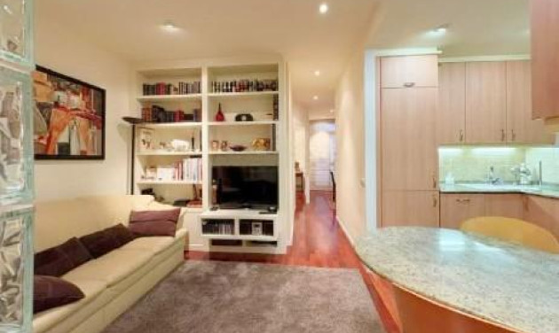 Apartment / flat - Resale - Barcelona - Eixample / Nova Esquerra Eixample