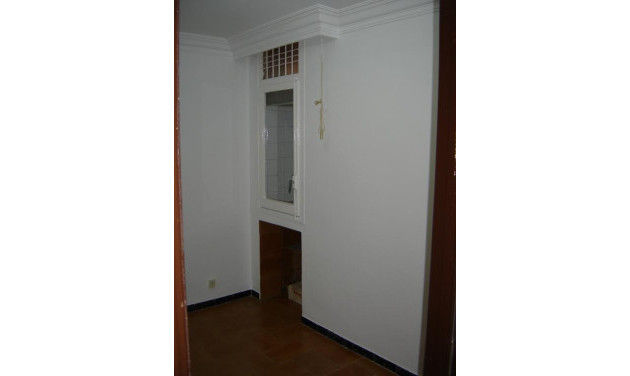 Apartment / flat - Resale - Reus - V-397