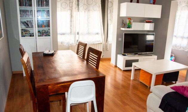 Appartement / flat - Herverkoop - Caldes de Montbui - KF_2059