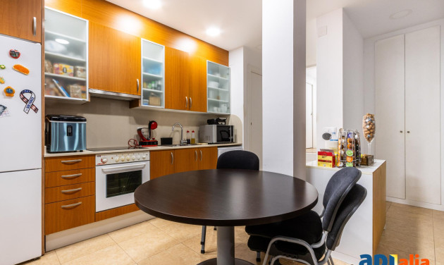 Appartement / flat - Herverkoop - Sabadell - 003400