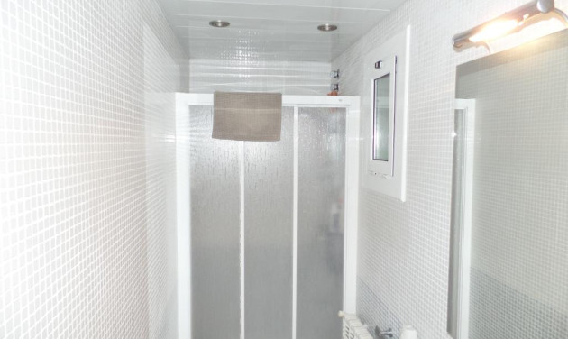 Appartement / flat - Herverkoop - Terrassa - v-396