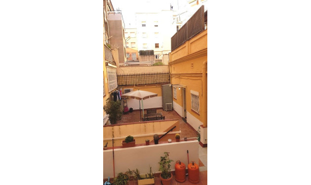 Bajos con jardin - Resale - Barcelona - Horta - Guinardó / El Guinardó