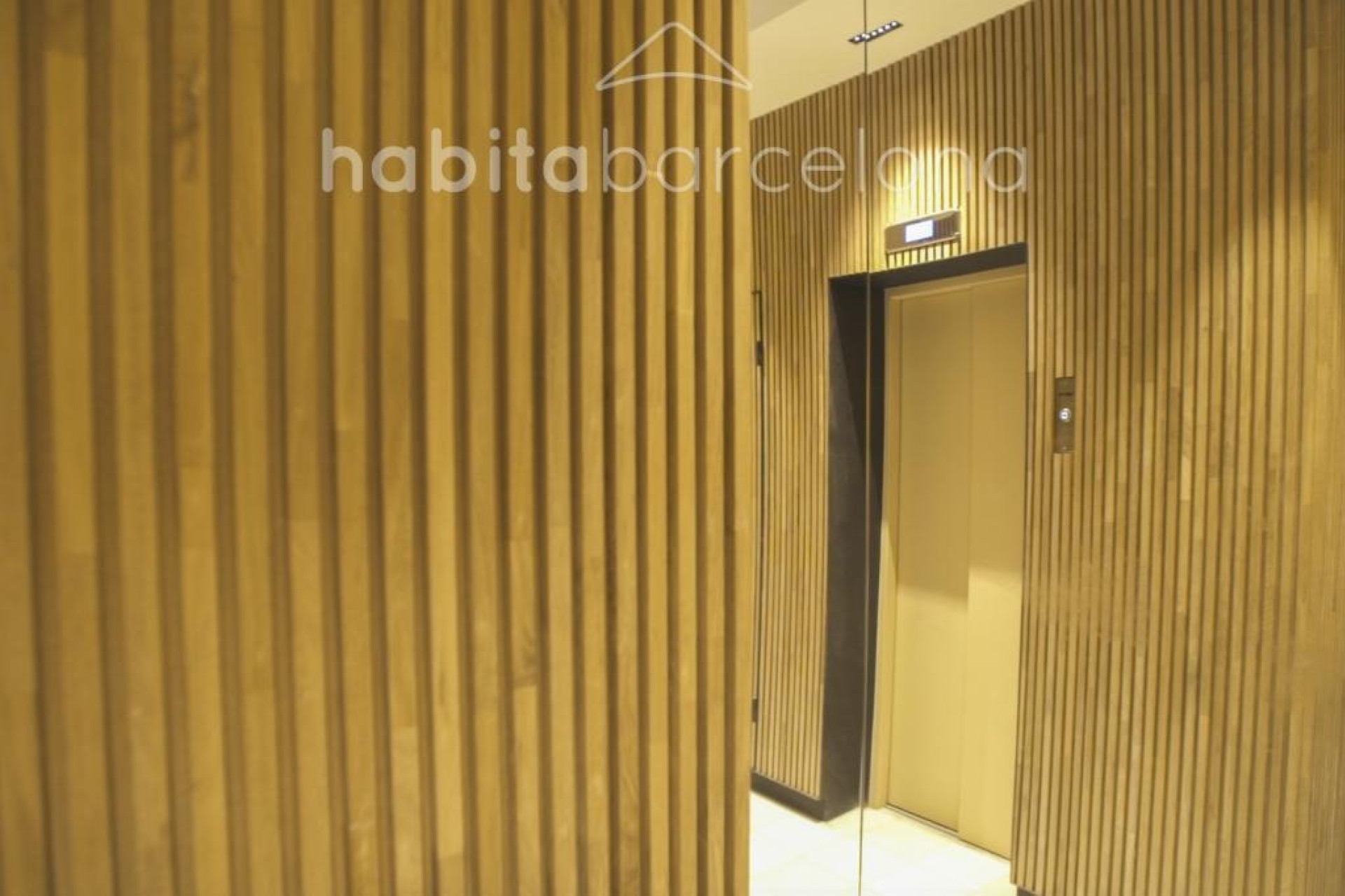 Herverkoop - Appartement / flat - Barcelona - Ciutat Vella / Barri Gòtic