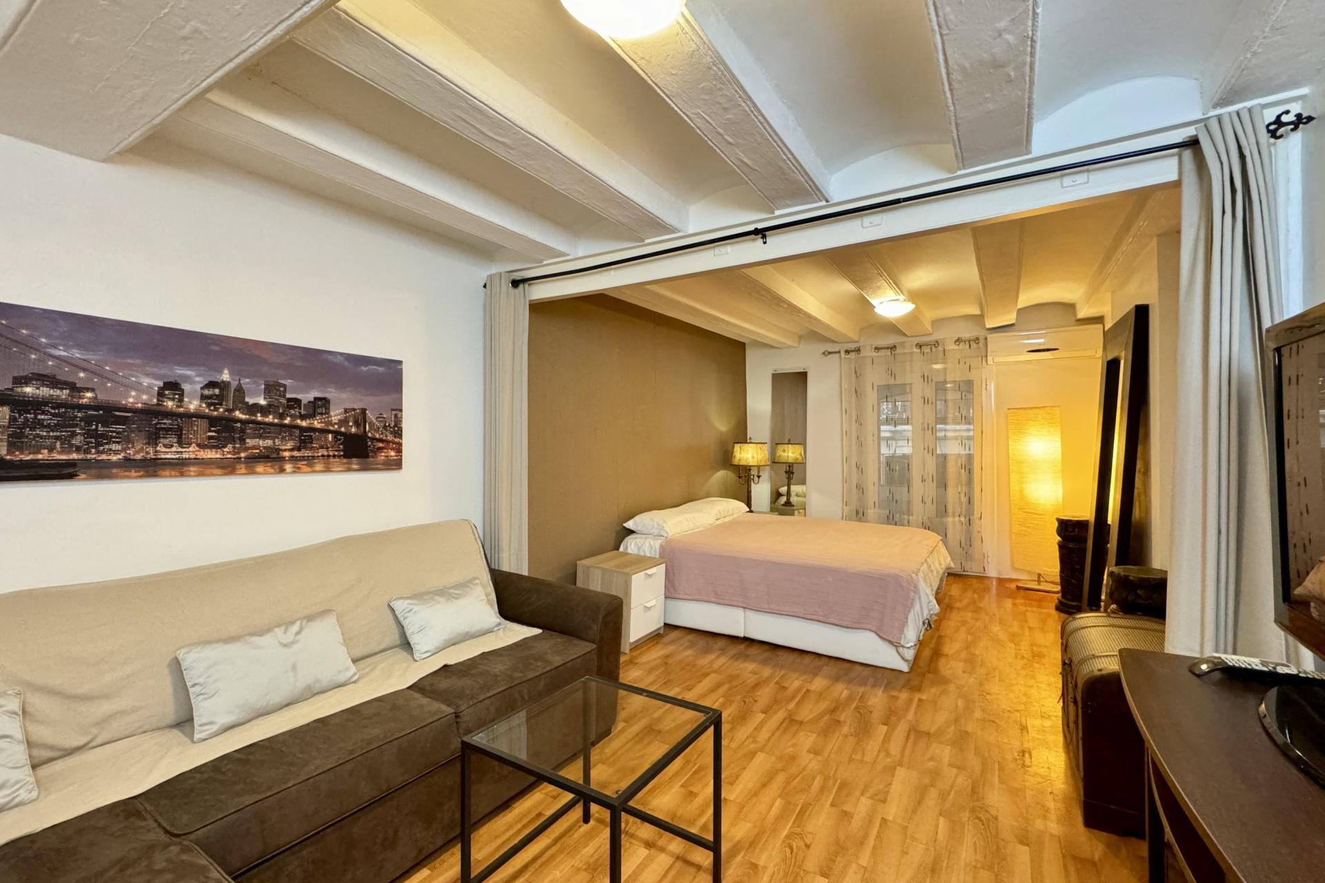 Herverkoop - Appartement / flat - Barcelona - Ciutat Vella / El Raval