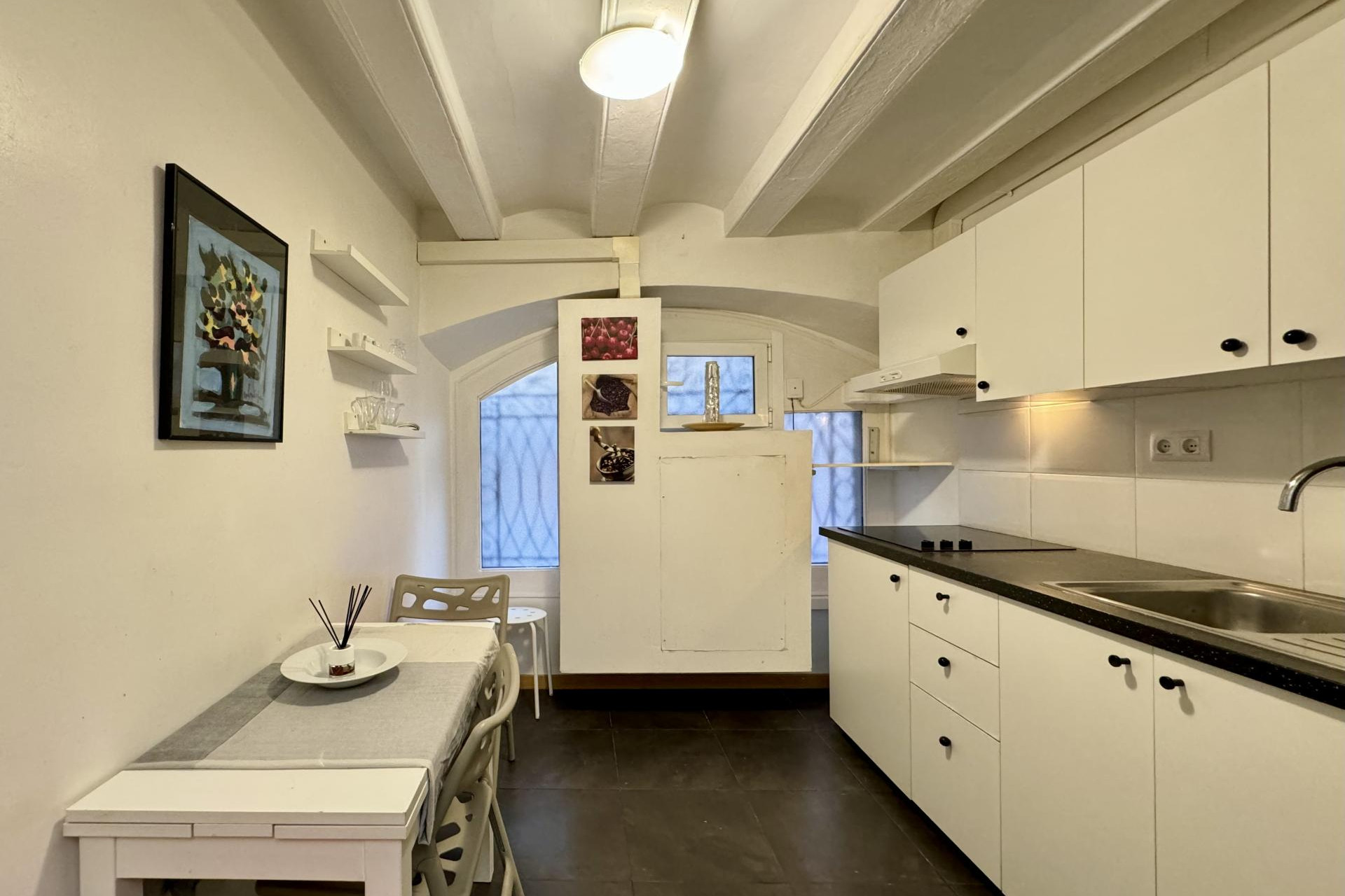 Herverkoop - Appartement / flat - Barcelona - Ciutat Vella / El Raval