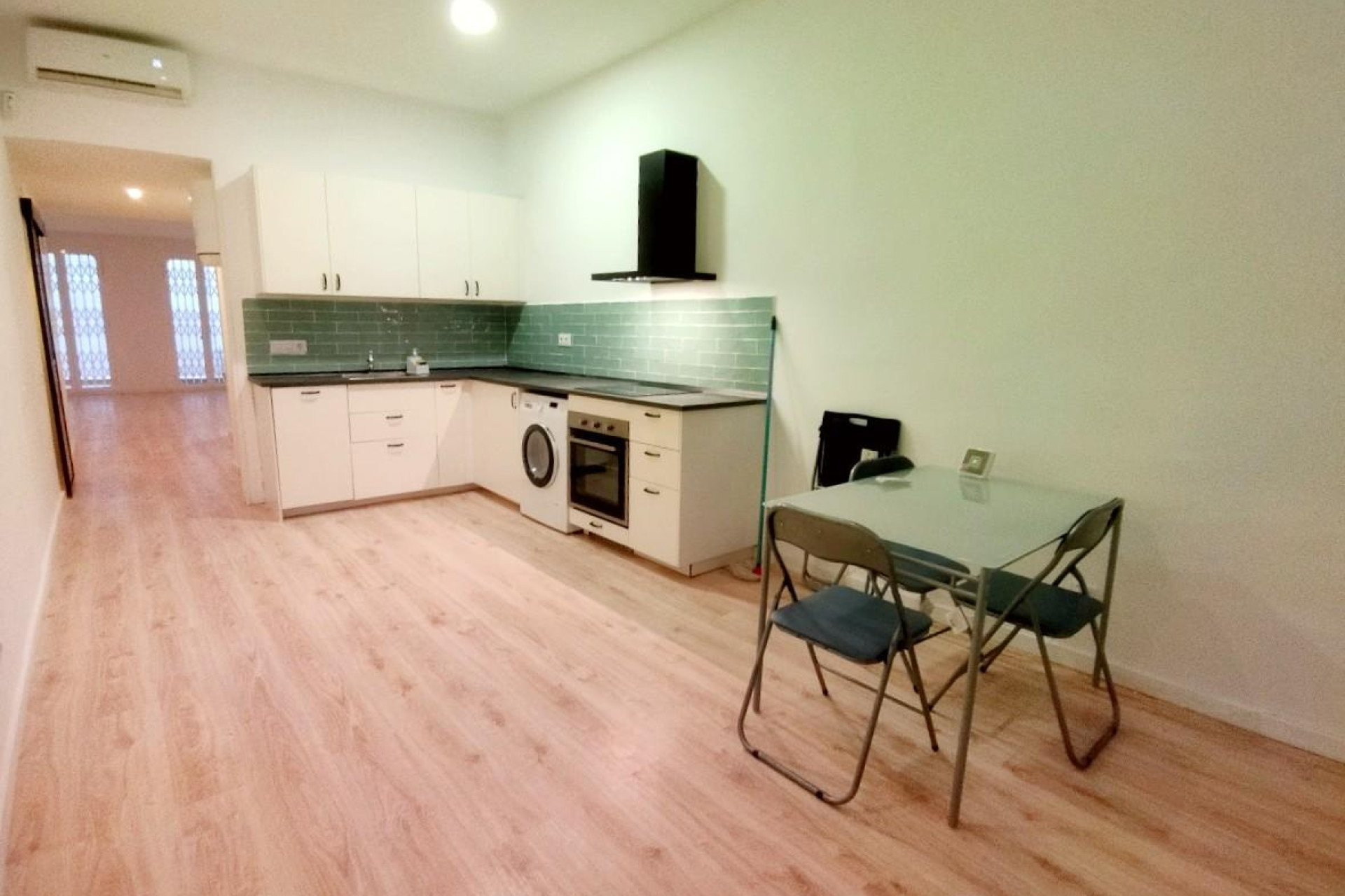 Herverkoop - Appartement / flat - Barcelona - Ciutat Vella / El Raval