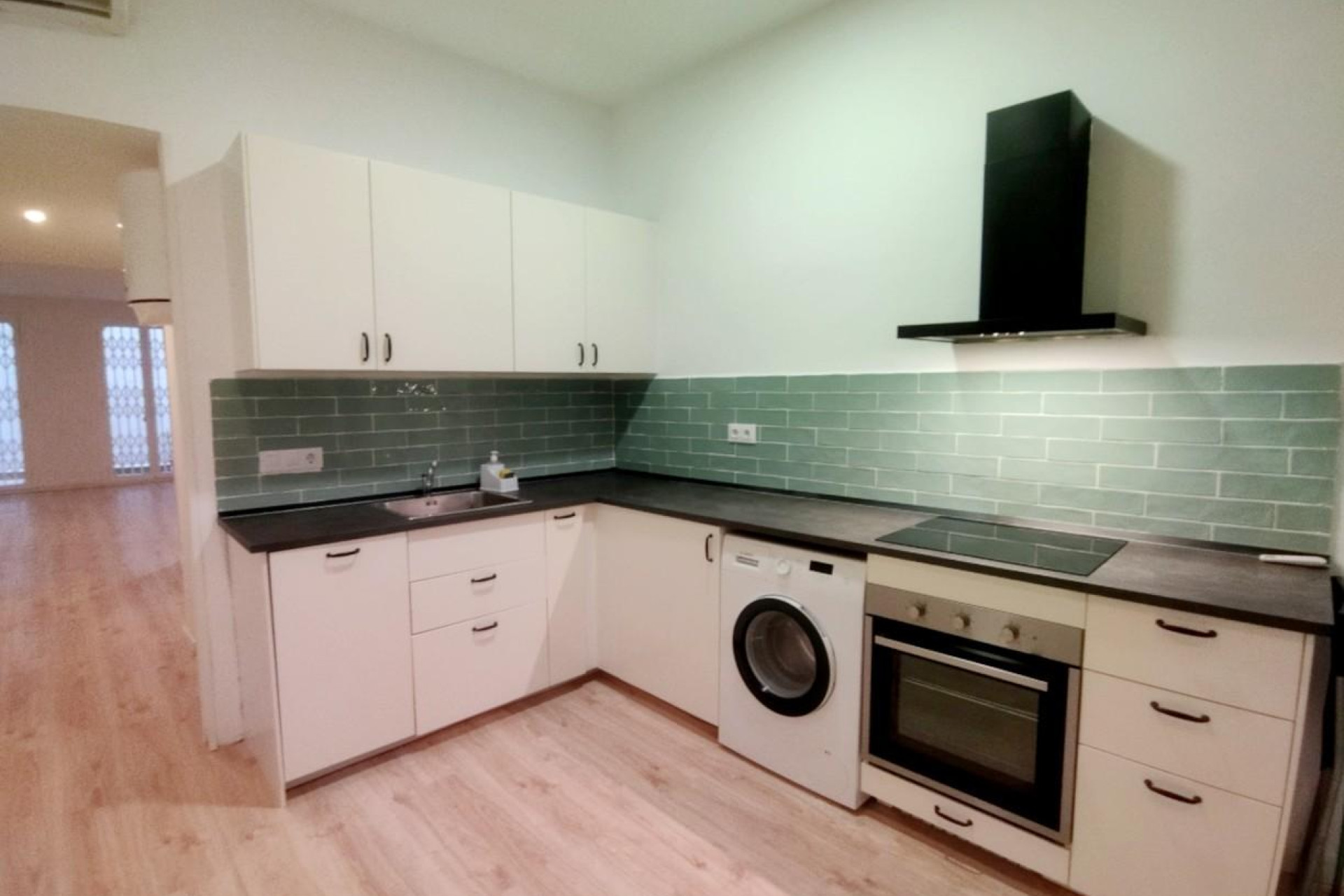 Herverkoop - Appartement / flat - Barcelona - Ciutat Vella / El Raval