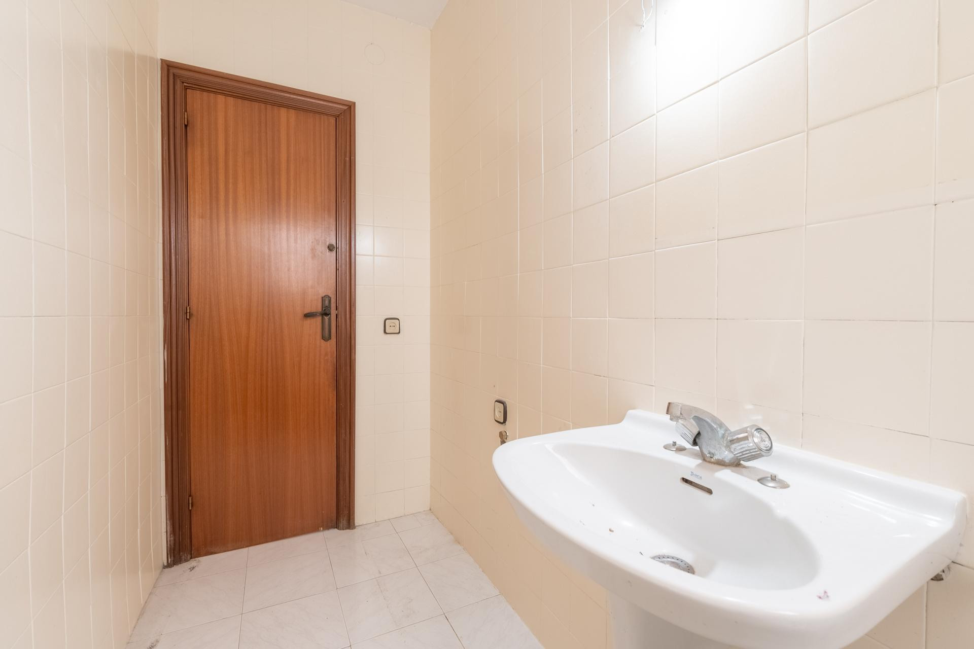 Herverkoop - Appartement / flat - Cornellà de Llobregat - Gavarra