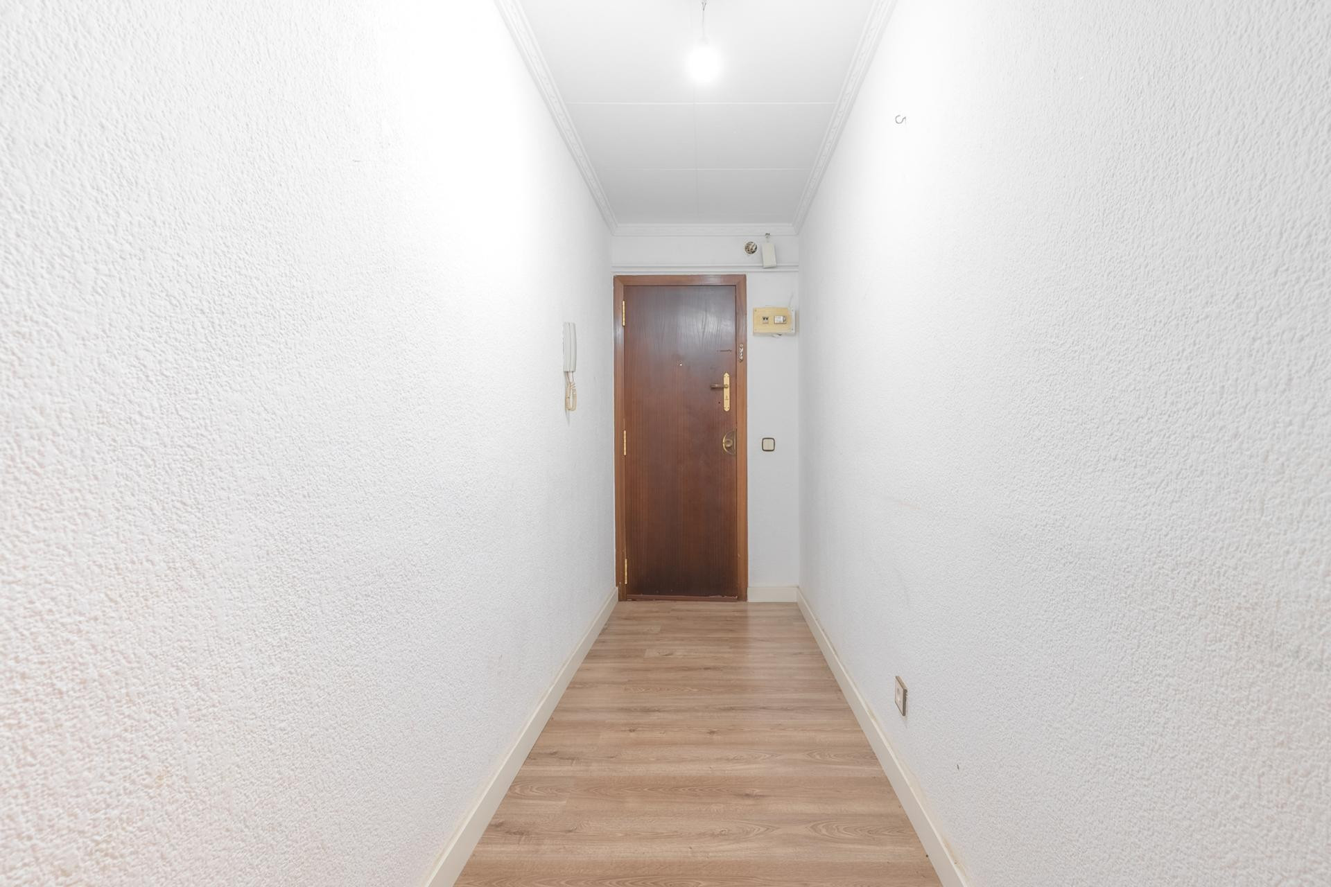 Herverkoop - Appartement / flat - Cornellà de Llobregat - Gavarra