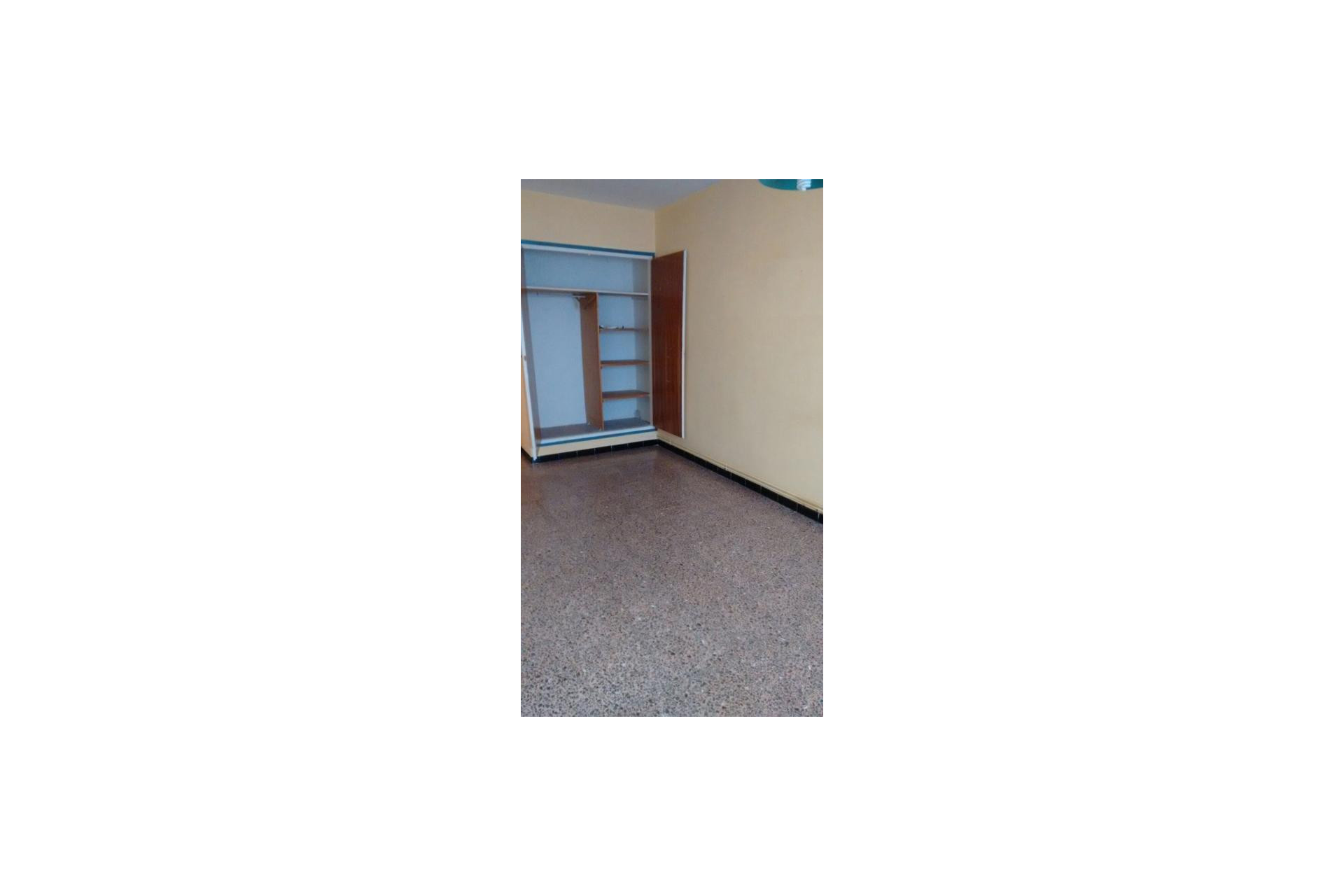 Herverkoop - Appartement / flat - Figueres - Poblenou