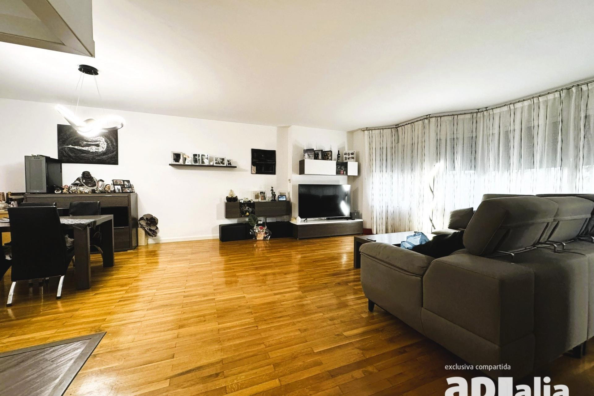 Herverkoop - Appartement / flat - Sabadell - Centro