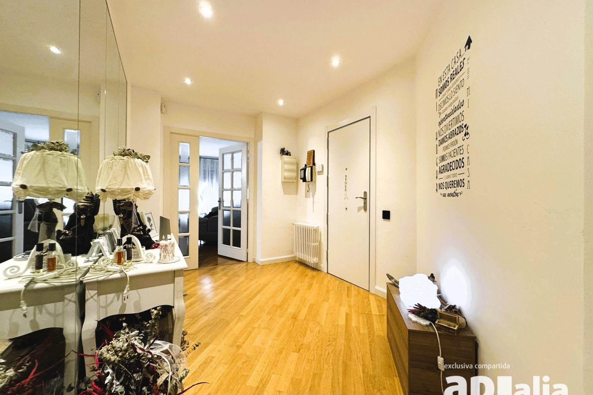 Herverkoop - Appartement / flat - Sabadell - Centro