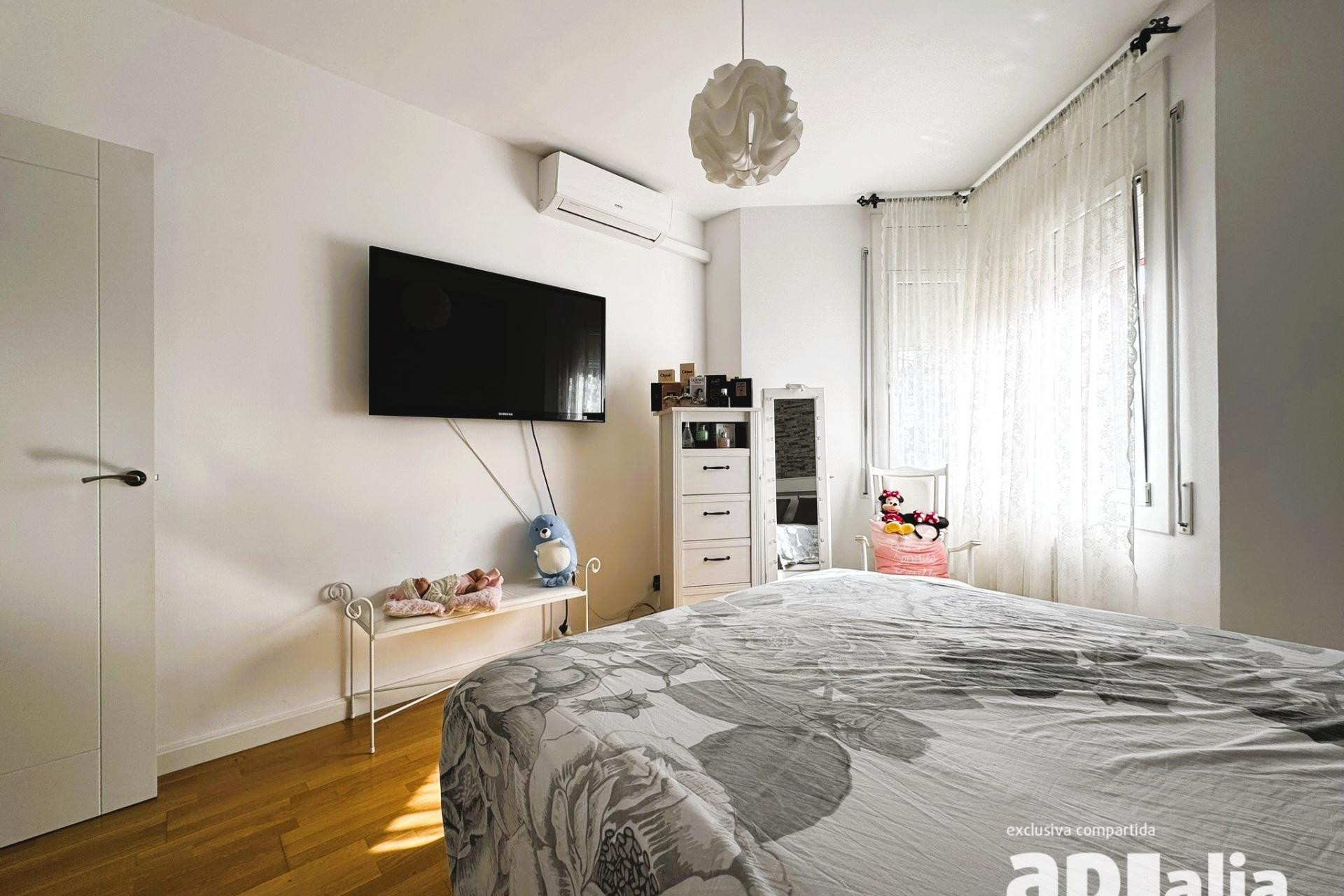 Herverkoop - Appartement / flat - Sabadell - Centro