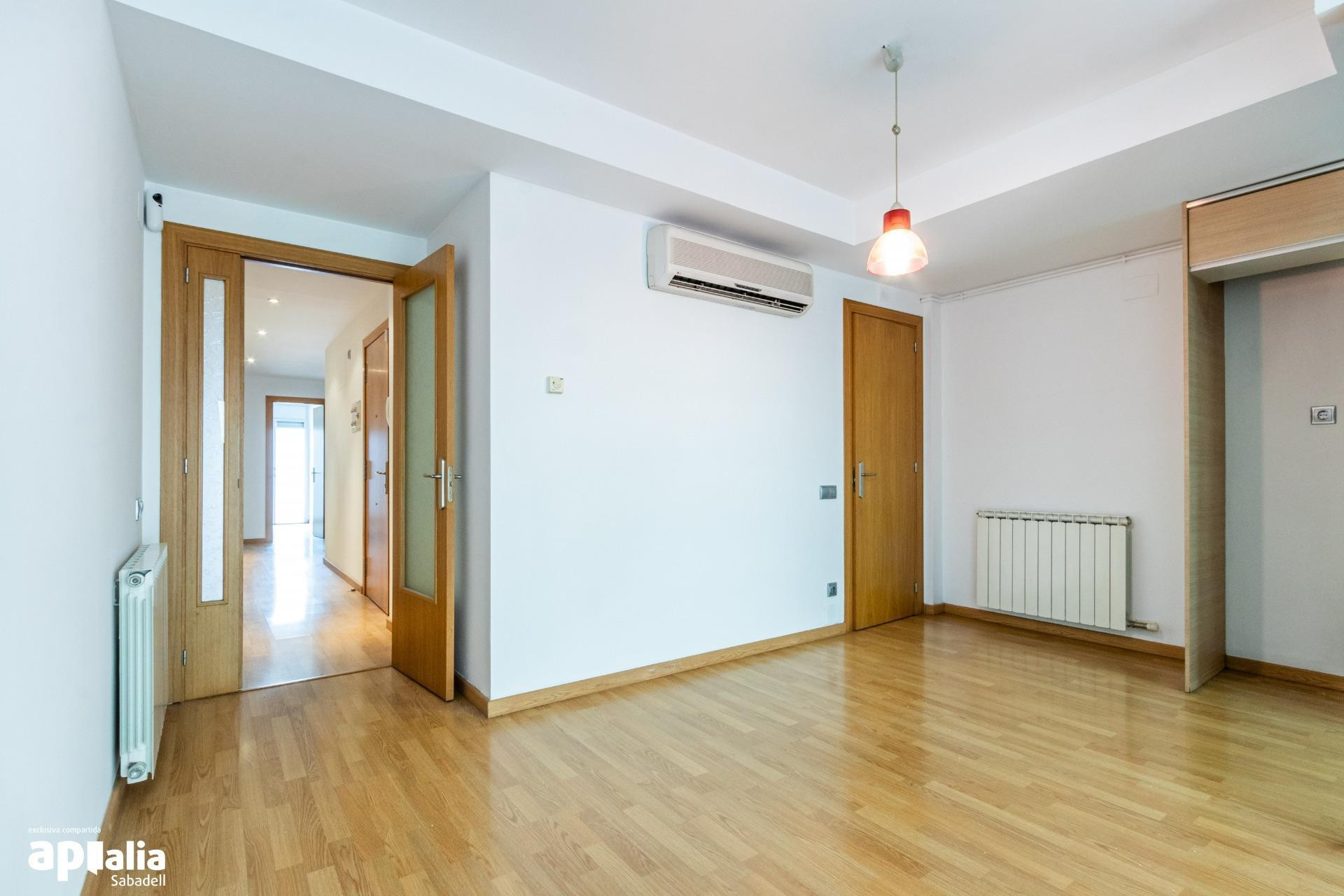 Herverkoop - Appartement / flat - Sabadell - Eixample