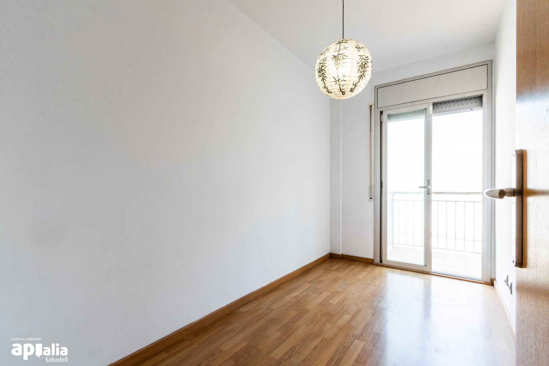 Herverkoop - Appartement / flat - Sabadell - Eixample