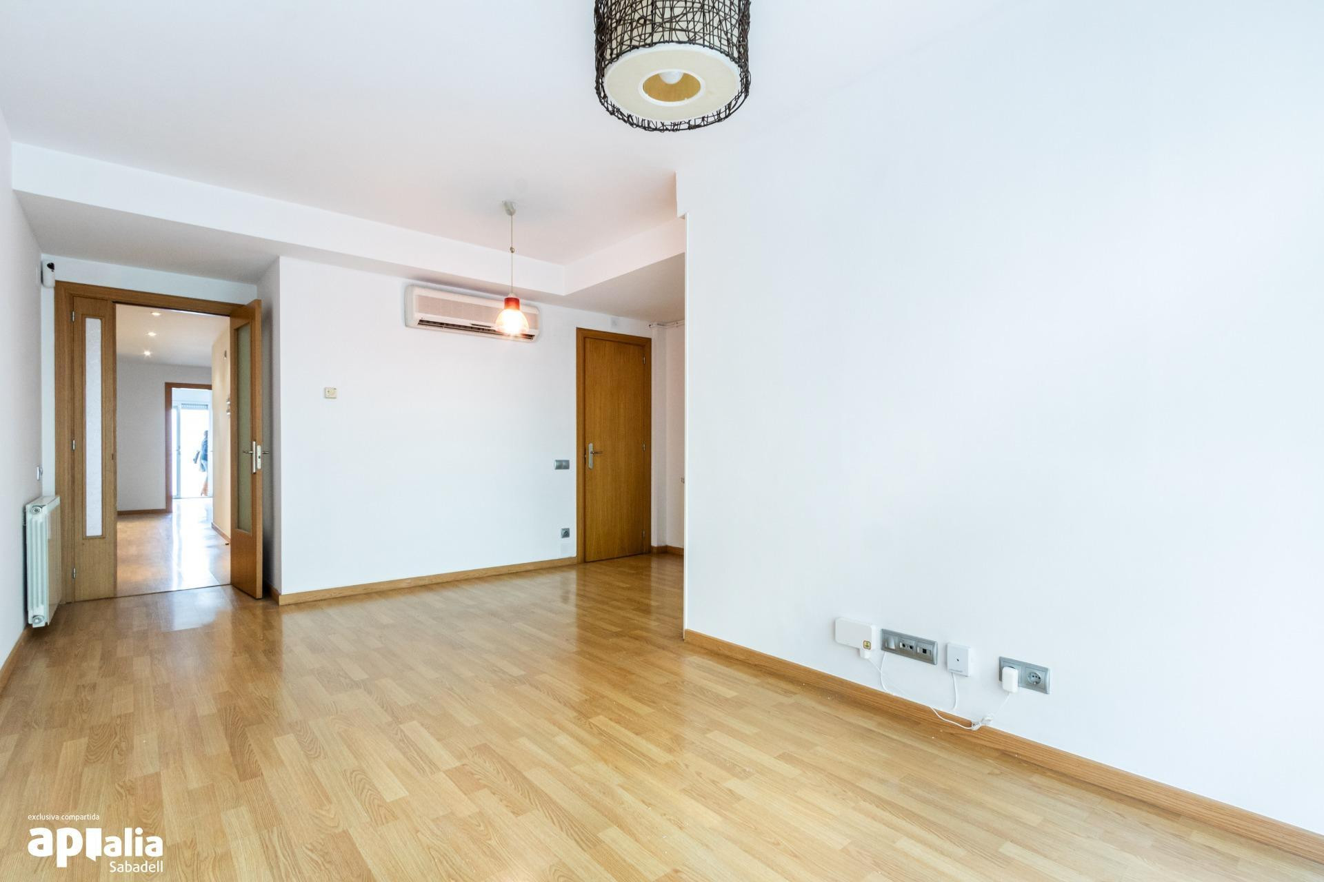 Herverkoop - Appartement / flat - Sabadell - Eixample