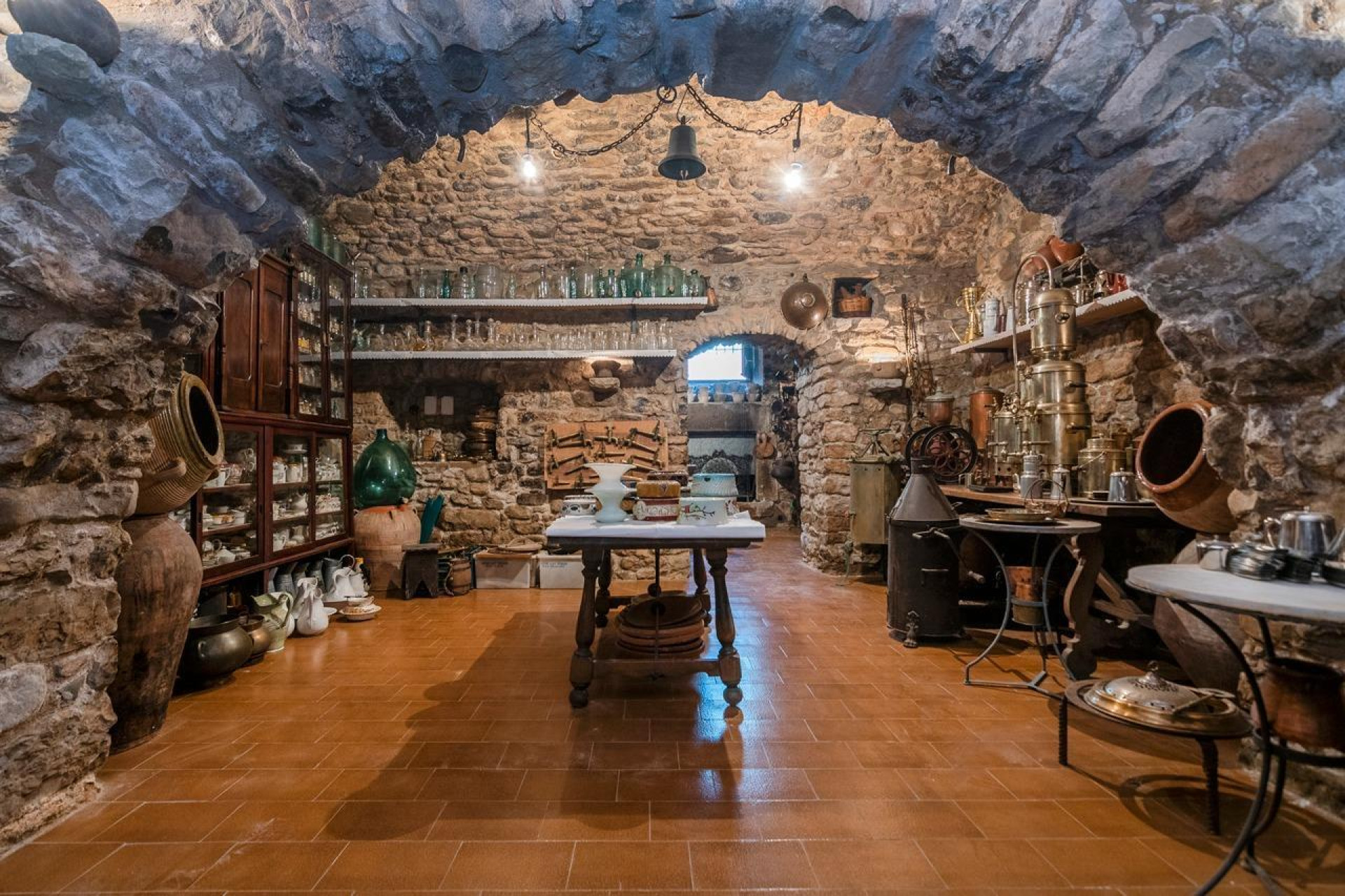 Herverkoop - Boerderijen - Artés