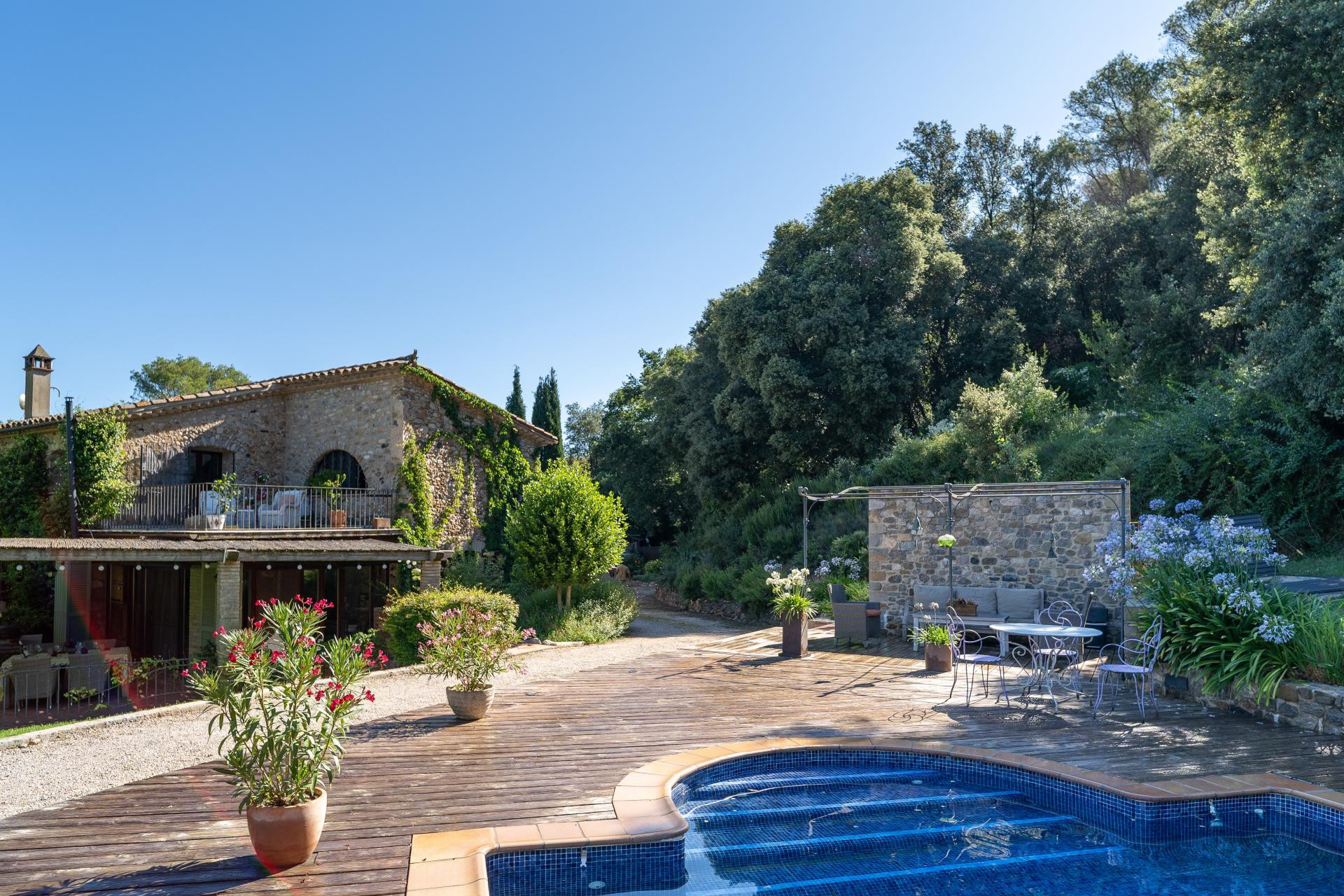 Herverkoop - Boerderijen - Esponellà