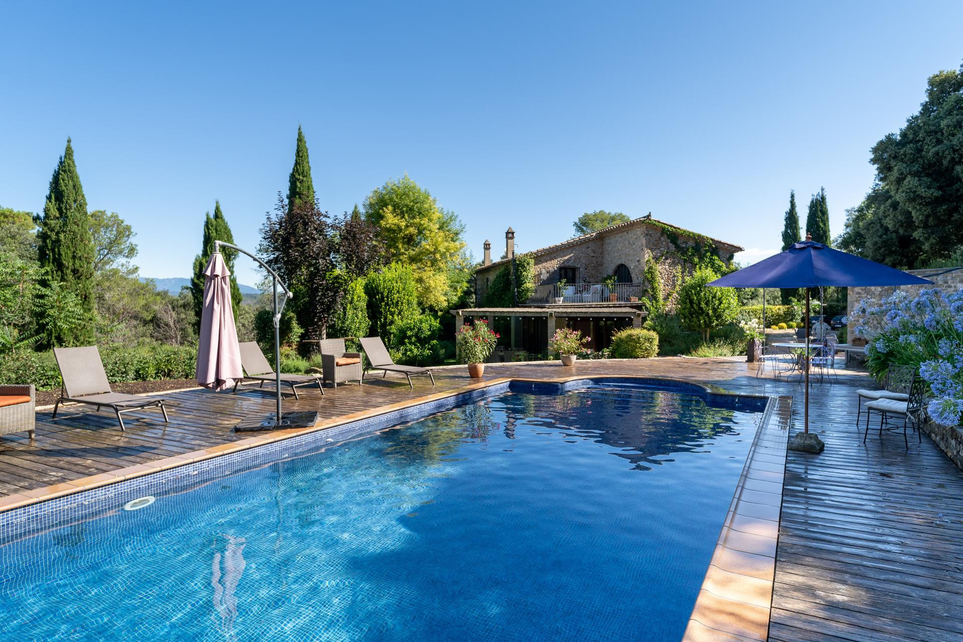 Herverkoop - Boerderijen - Esponellà