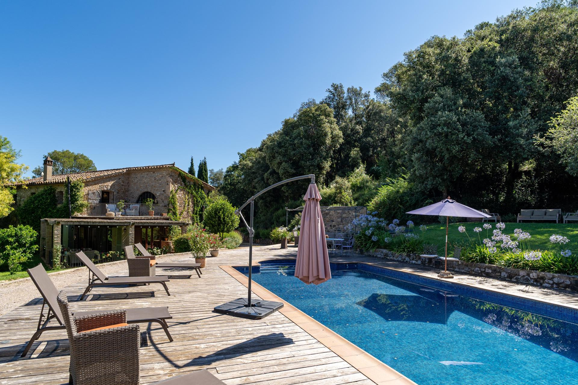 Herverkoop - Boerderijen - Esponellà