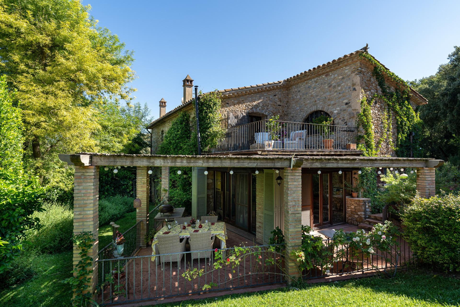 Herverkoop - Boerderijen - Esponellà