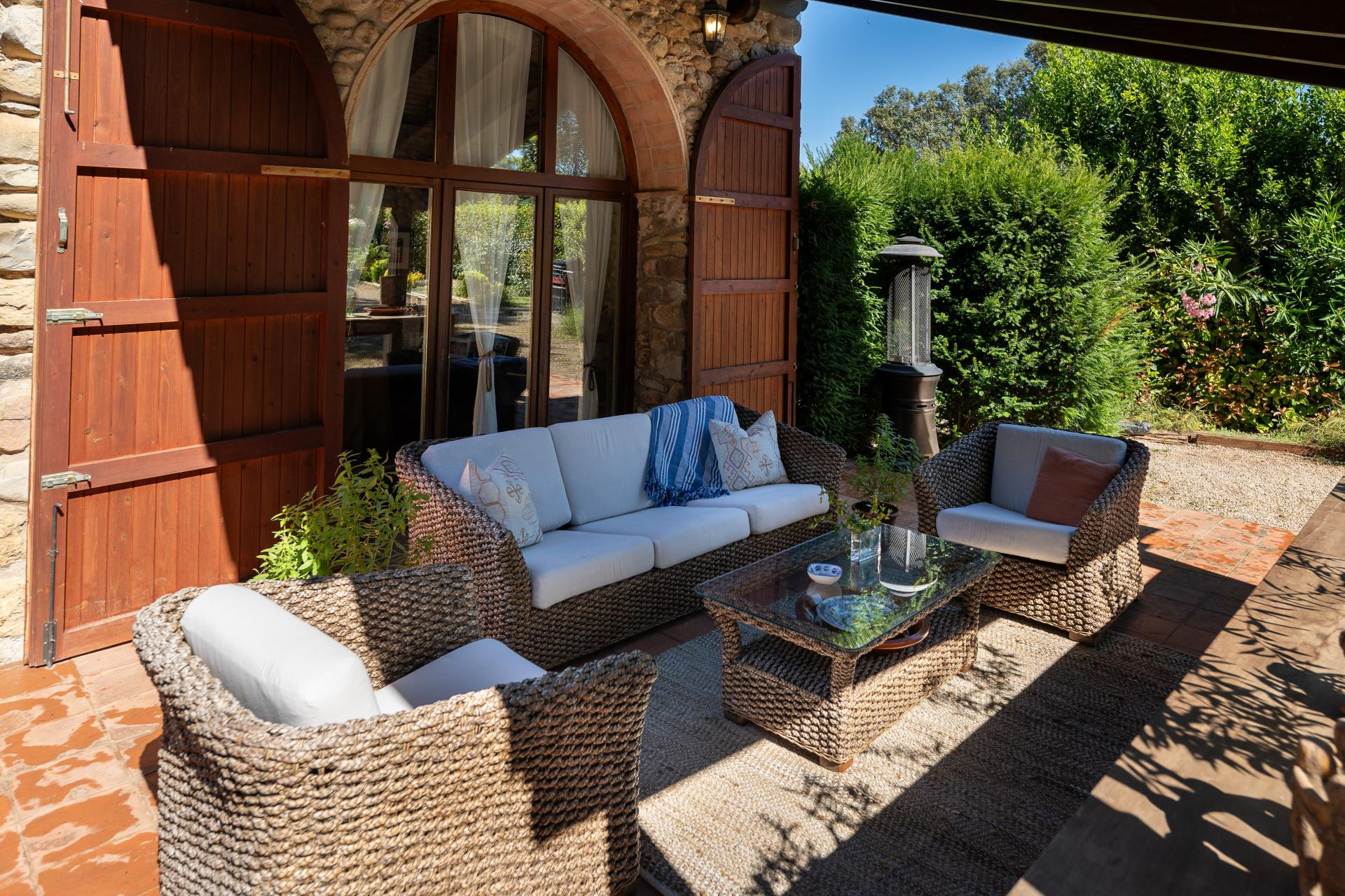 Herverkoop - Boerderijen - Esponellà