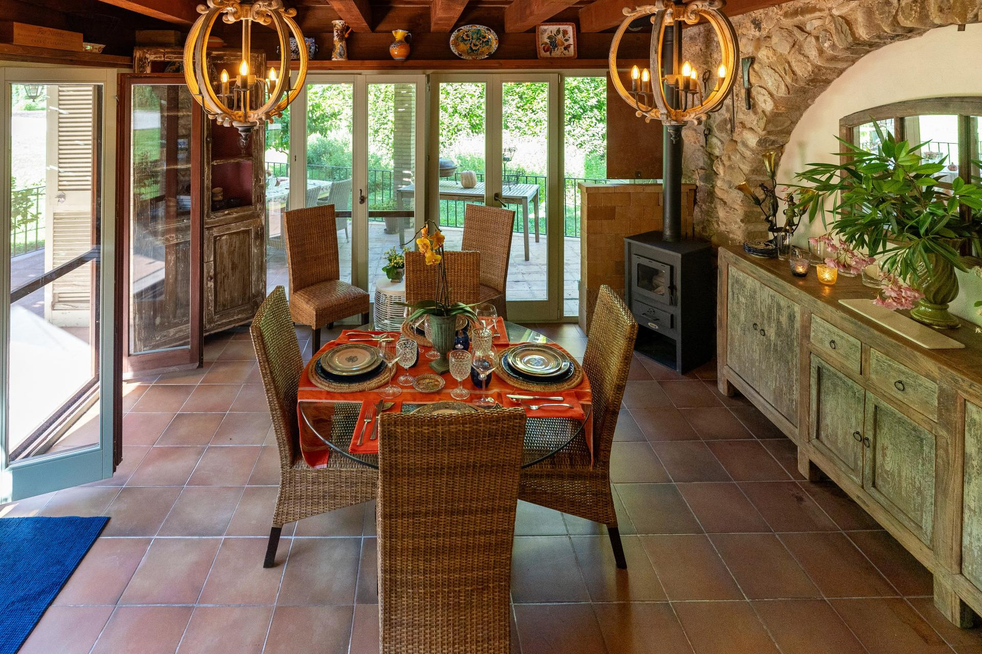 Herverkoop - Boerderijen - Esponellà