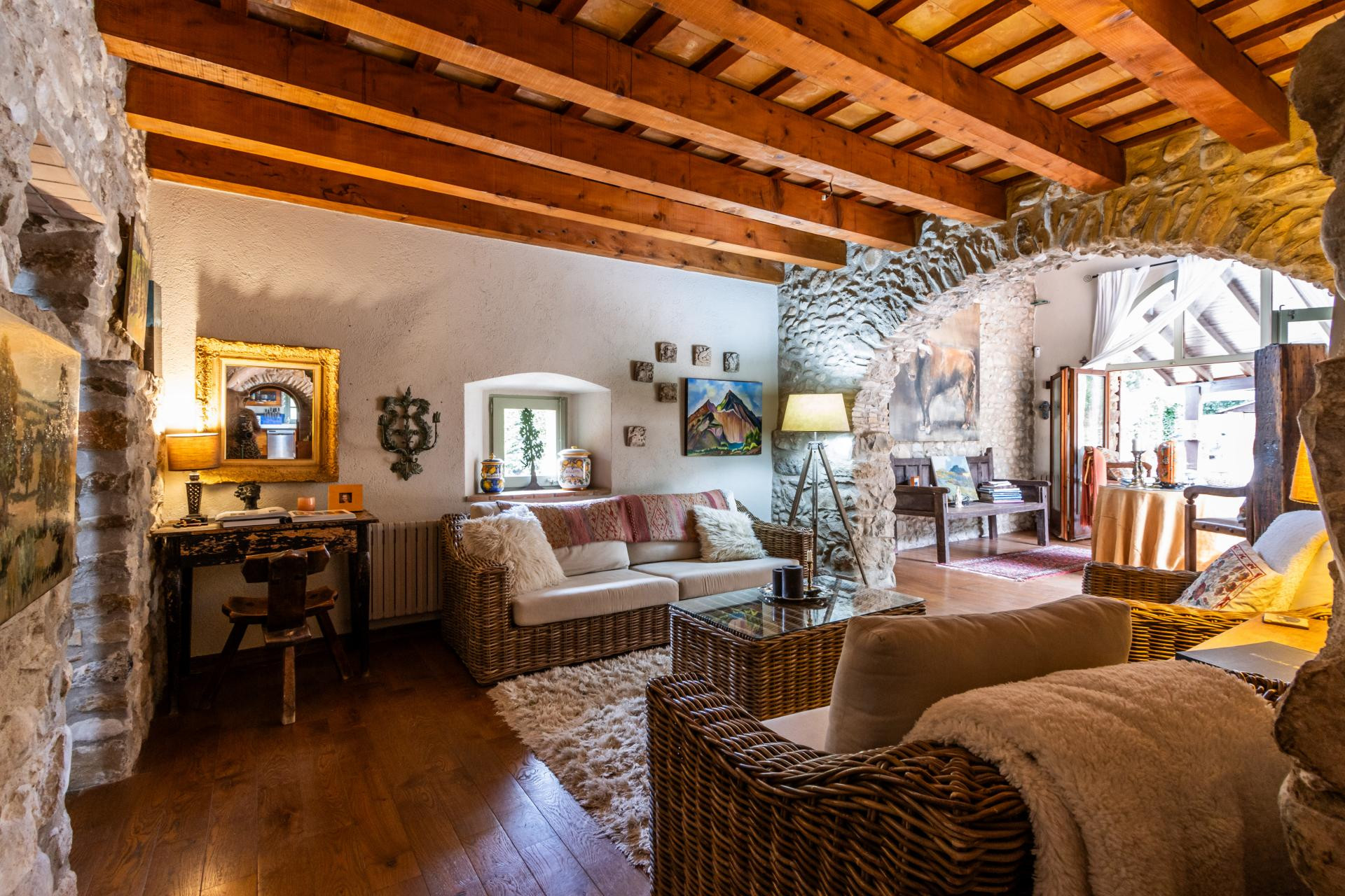 Herverkoop - Boerderijen - Esponellà