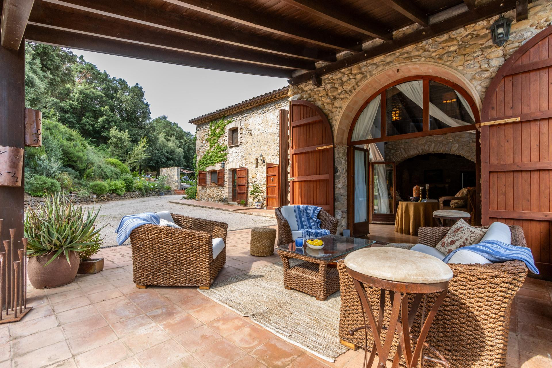 Herverkoop - Boerderijen - Esponellà