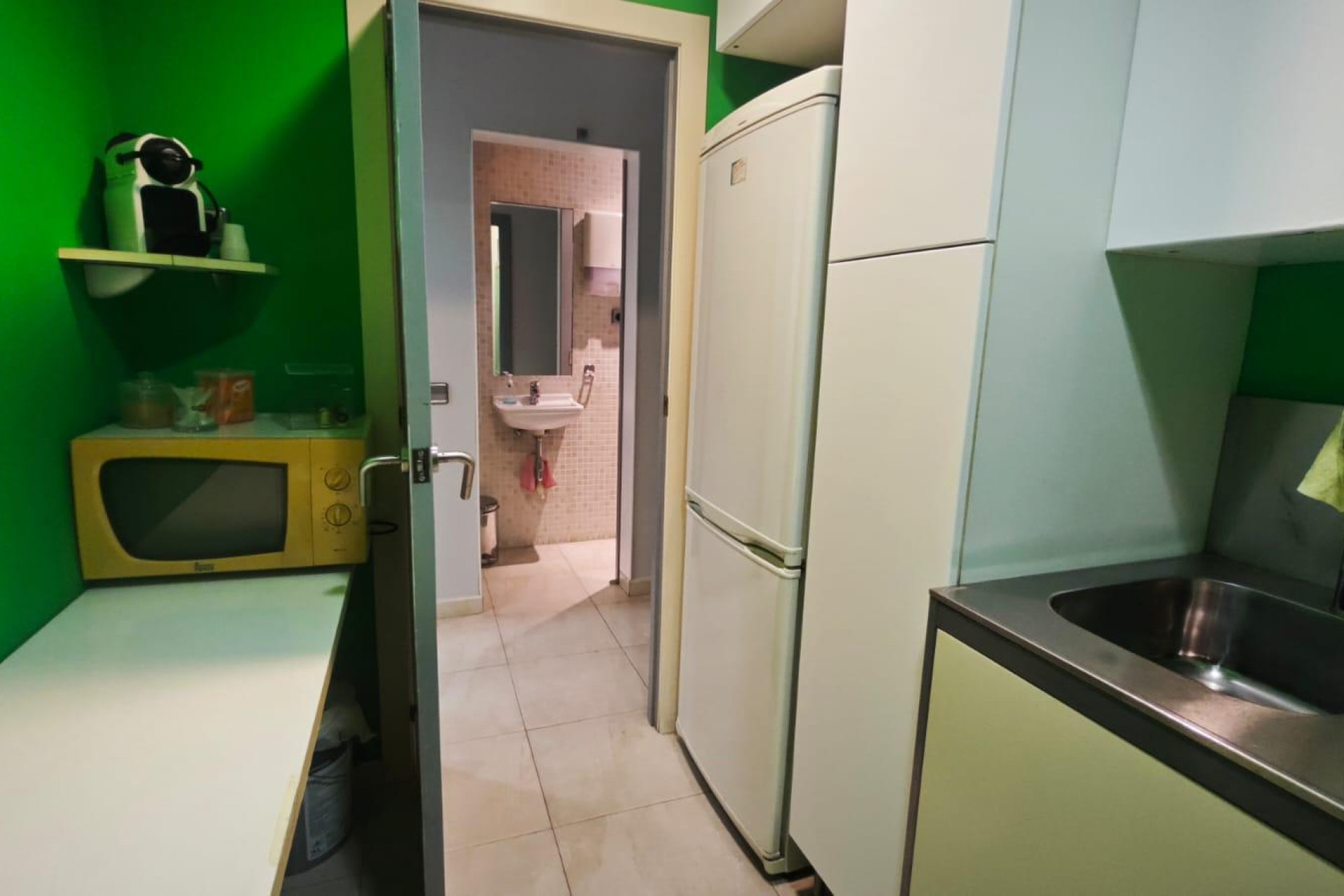 Herverkoop - Local comercial - Barcelona - Nou Barris / La Prosperitat