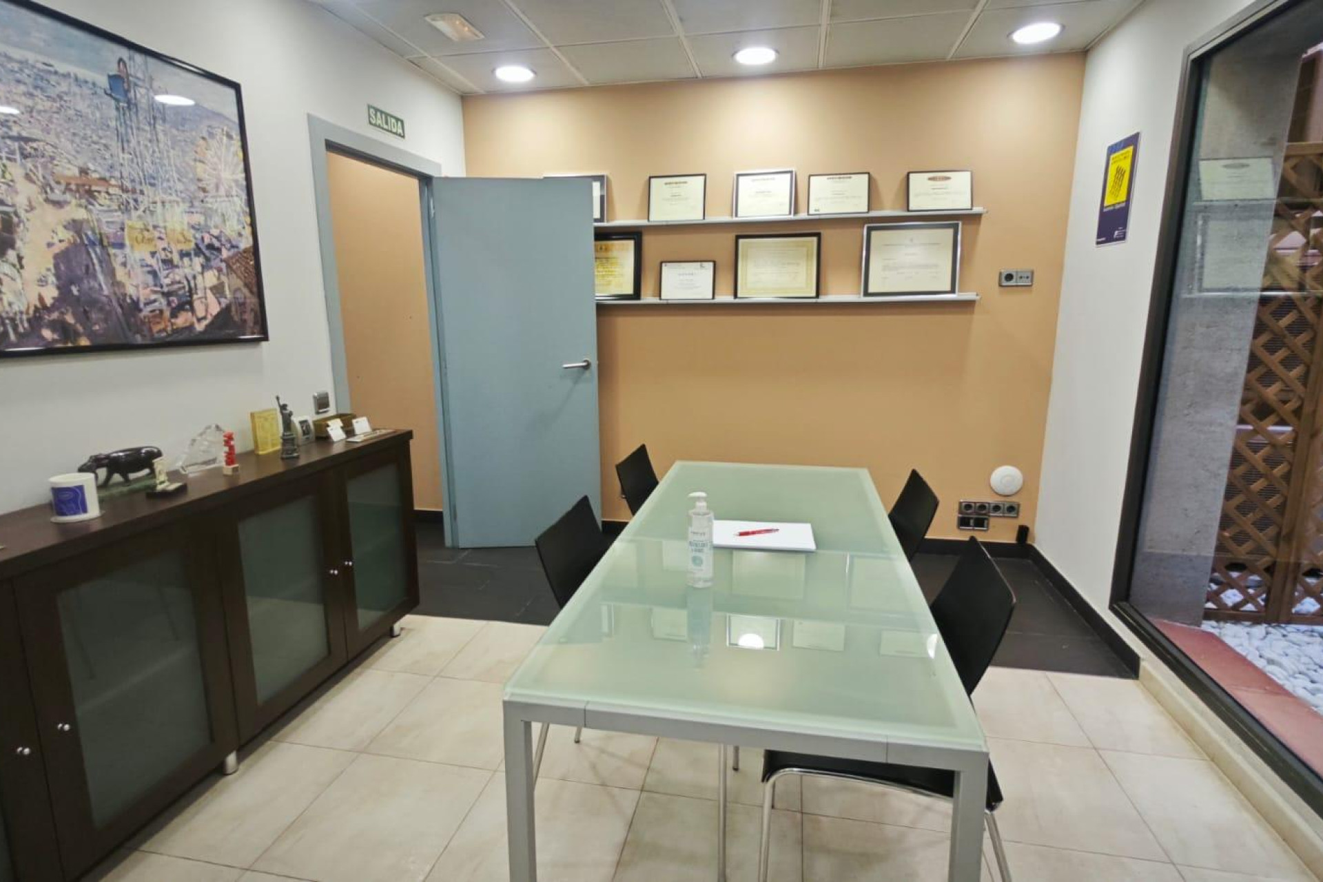 Herverkoop - Local comercial - Barcelona - Nou Barris / La Prosperitat