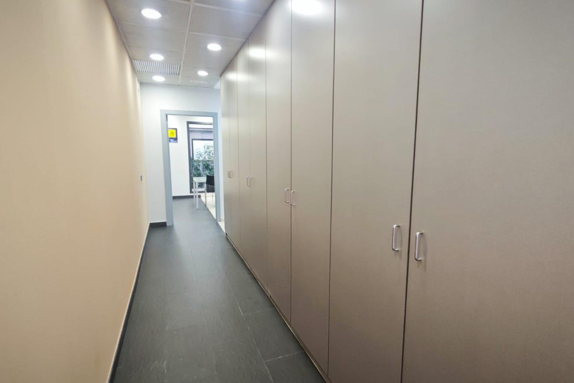 Herverkoop - Local comercial - Barcelona - Nou Barris / La Prosperitat