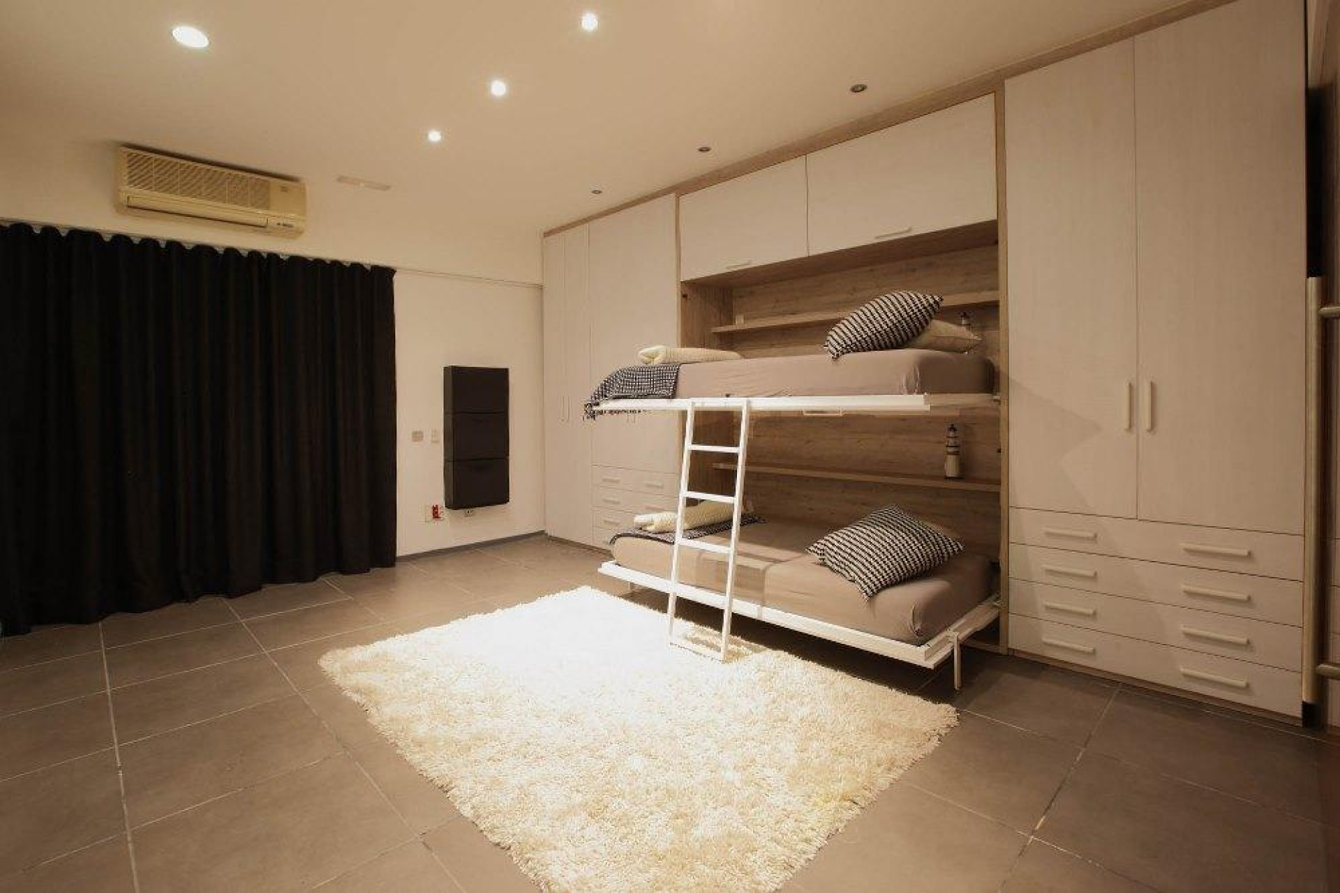 Herverkoop - Loft - Barcelona - Sant Andreu / Navas