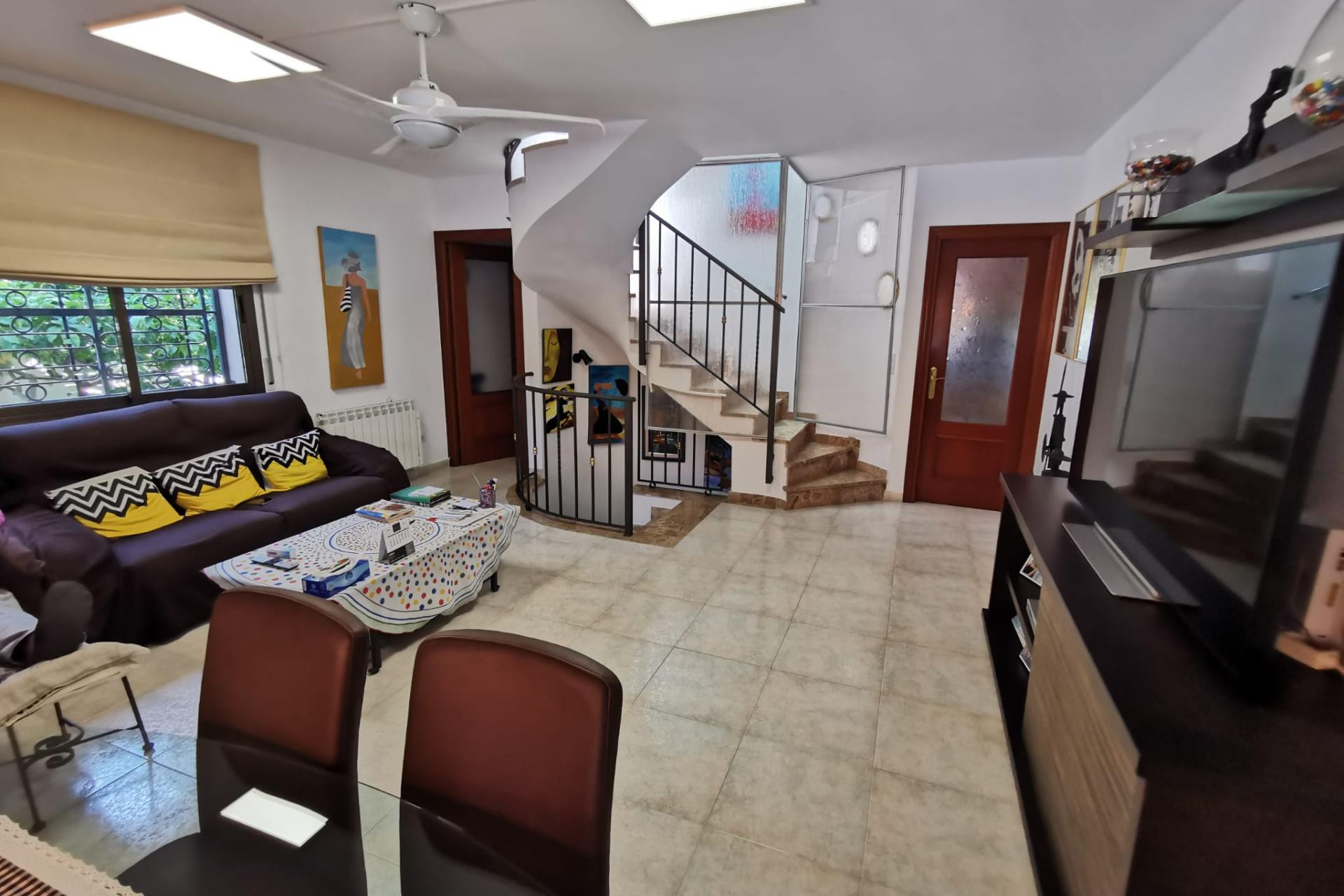 Herverkoop - Unifamiliar adosada - Creixell