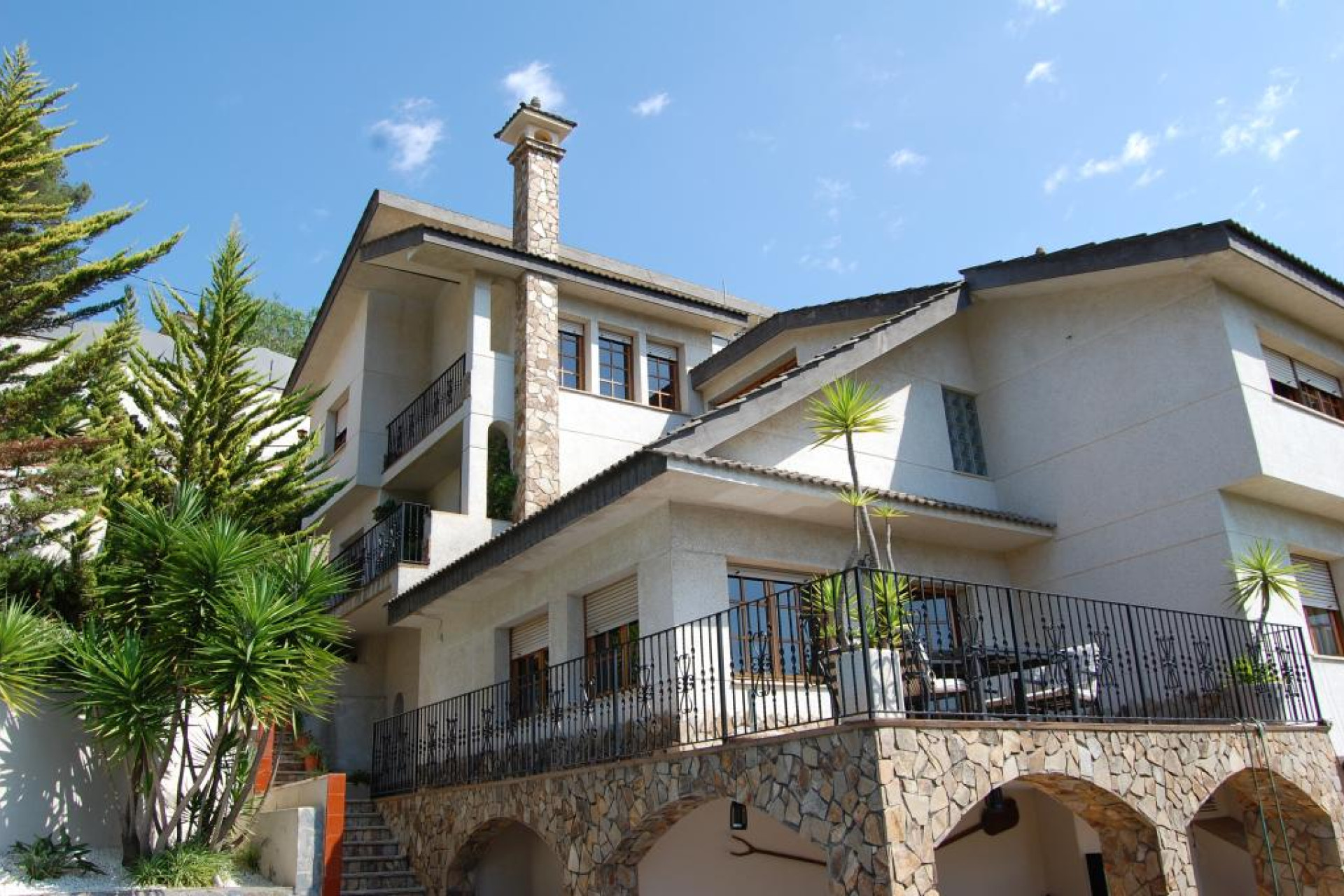 Herverkoop - Villa - Cervelló