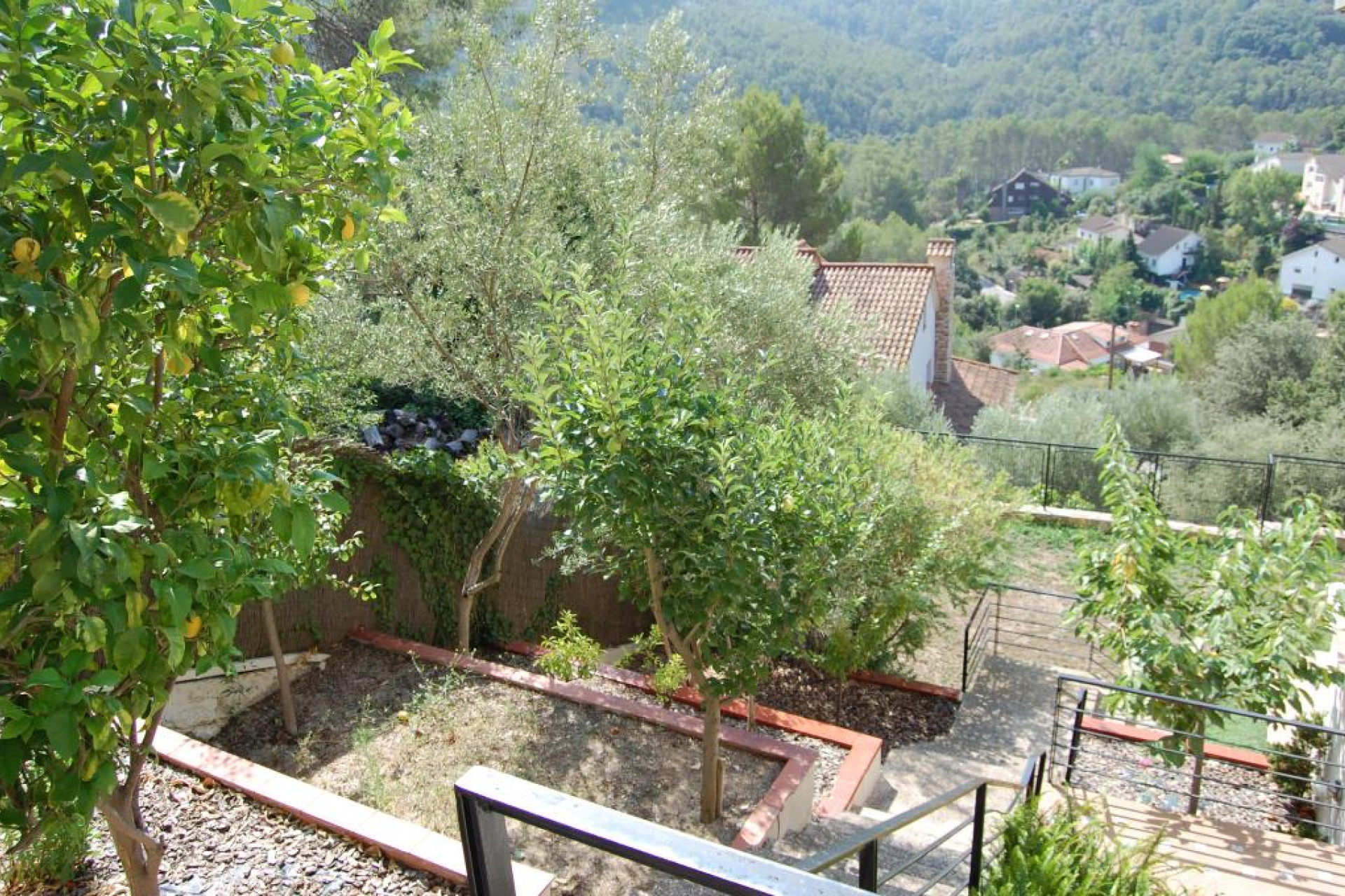 Herverkoop - Villa - Cervelló