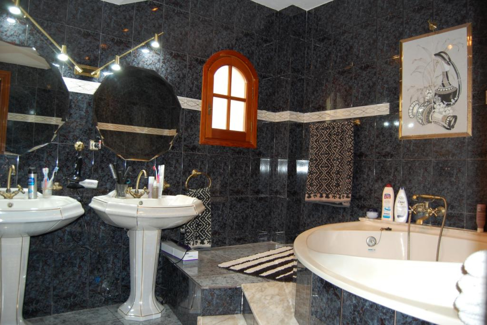 Herverkoop - Villa - Cervelló